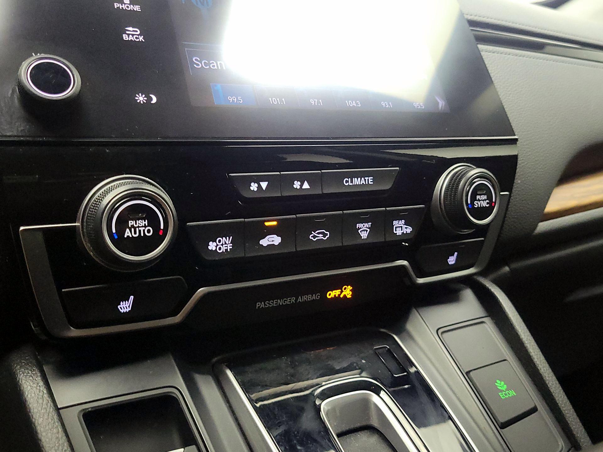 Thumbnail: 2017 Honda CR-V - 16