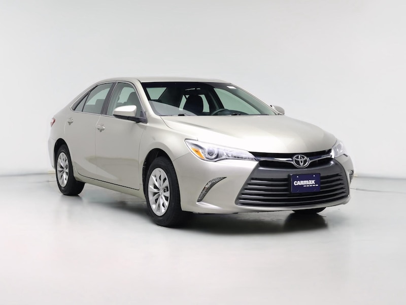 2017 Toyota Camry LE -
                  Schaumburg, IL