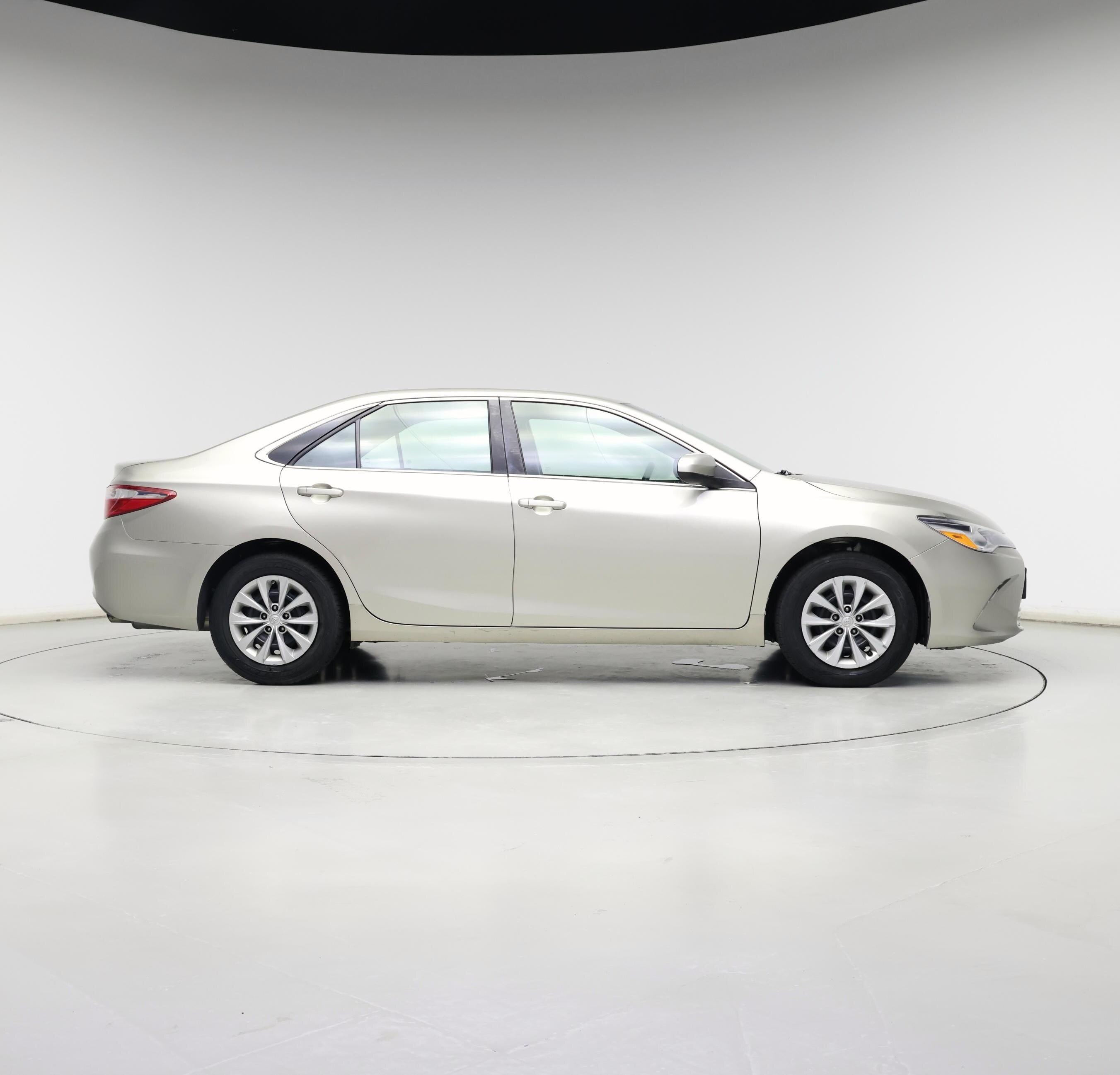 Thumbnail: 2017 Toyota Camry - 7