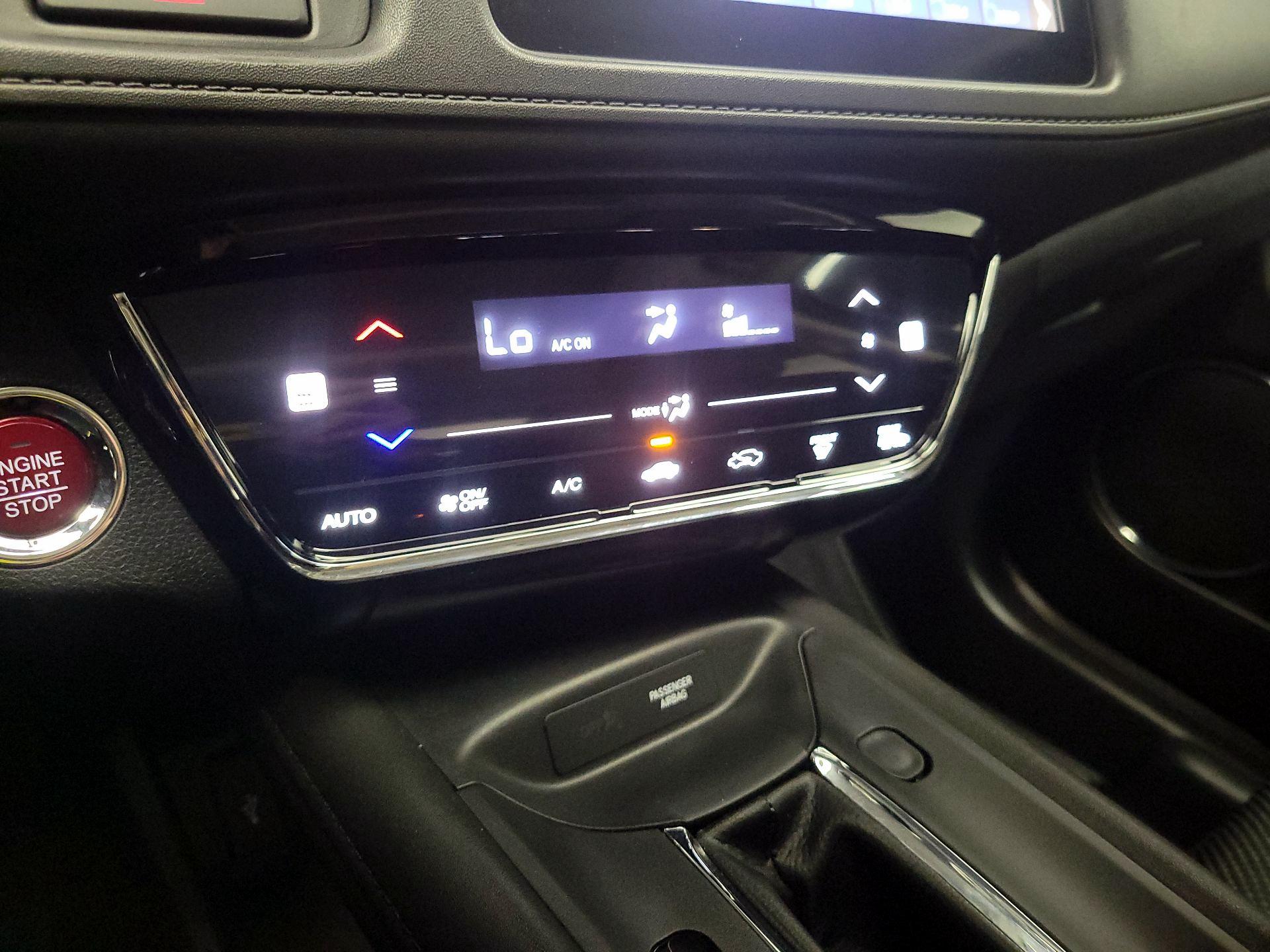 Thumbnail: 2017 Honda HR-V - 16