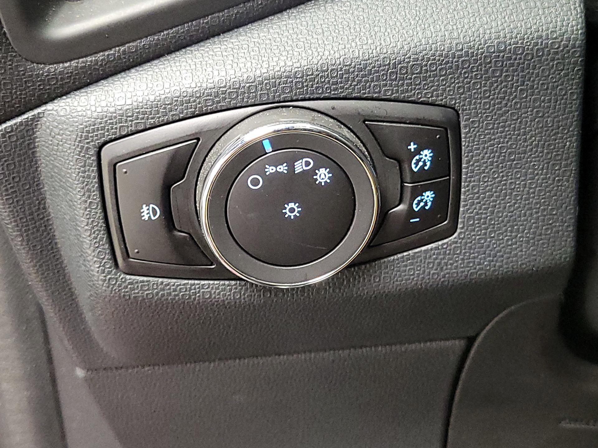 Thumbnail: 2019 Ford EcoSport - 13