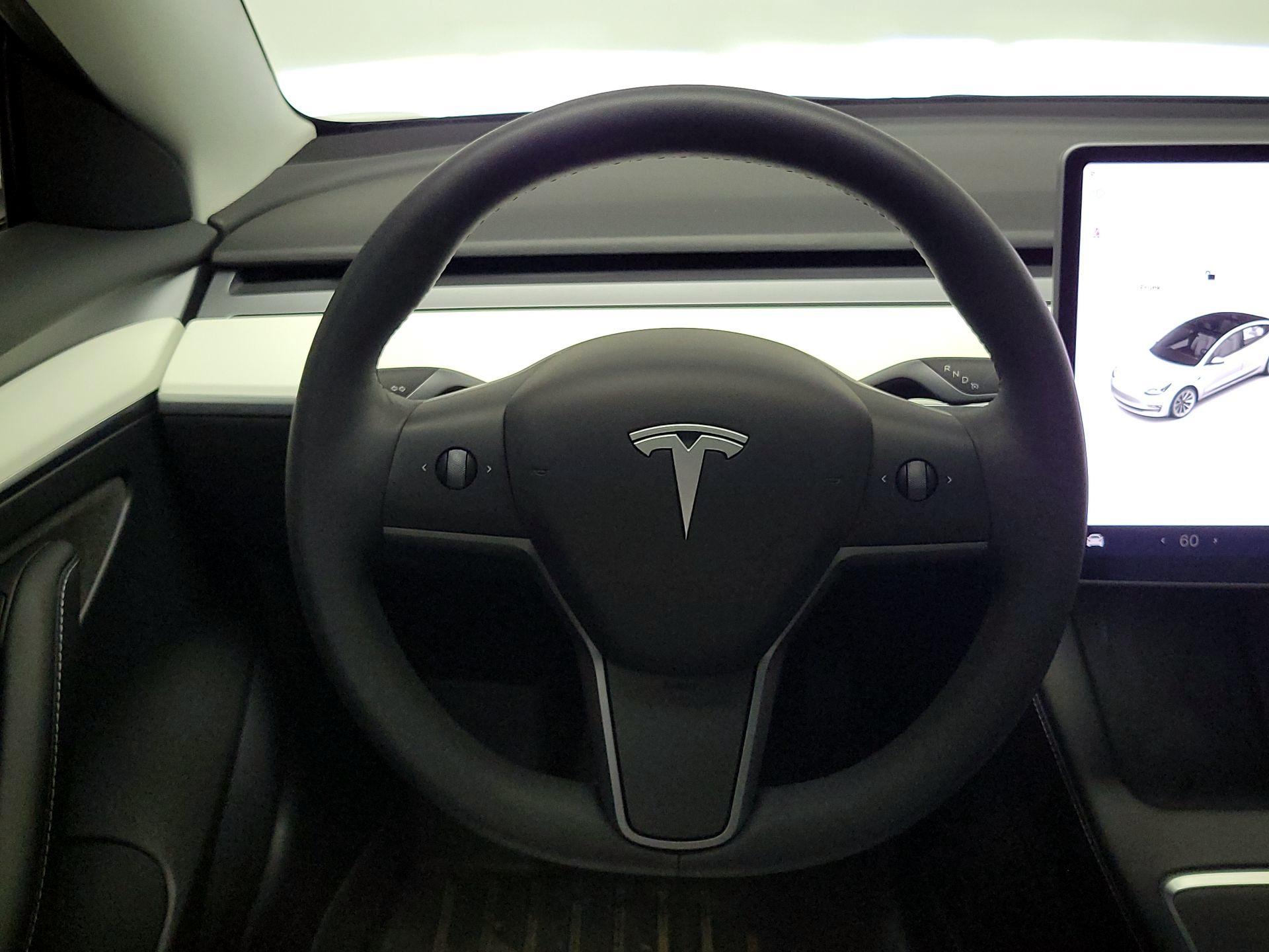 Thumbnail: 2021 Tesla Model 3 - 10