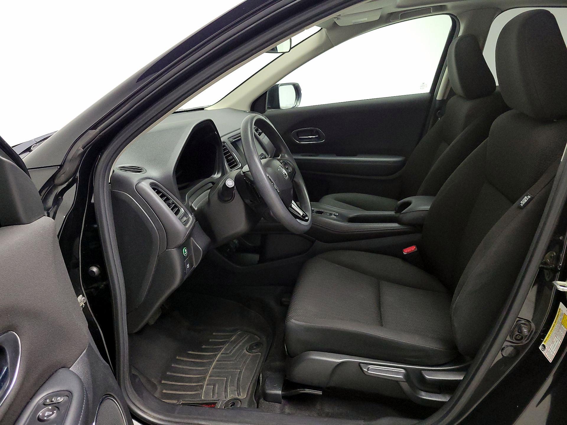 Thumbnail: 2017 Honda HR-V - 11