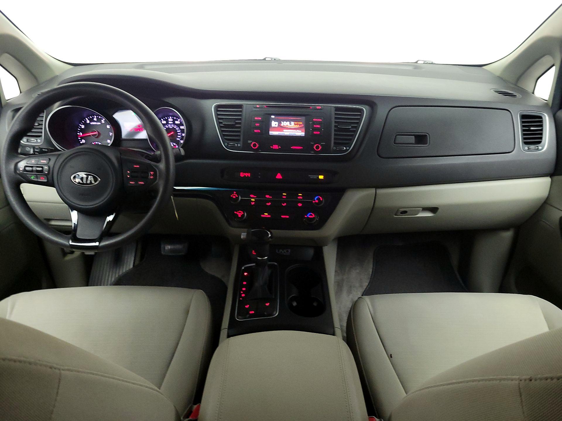 Thumbnail: 2015 Kia Sedona - 9