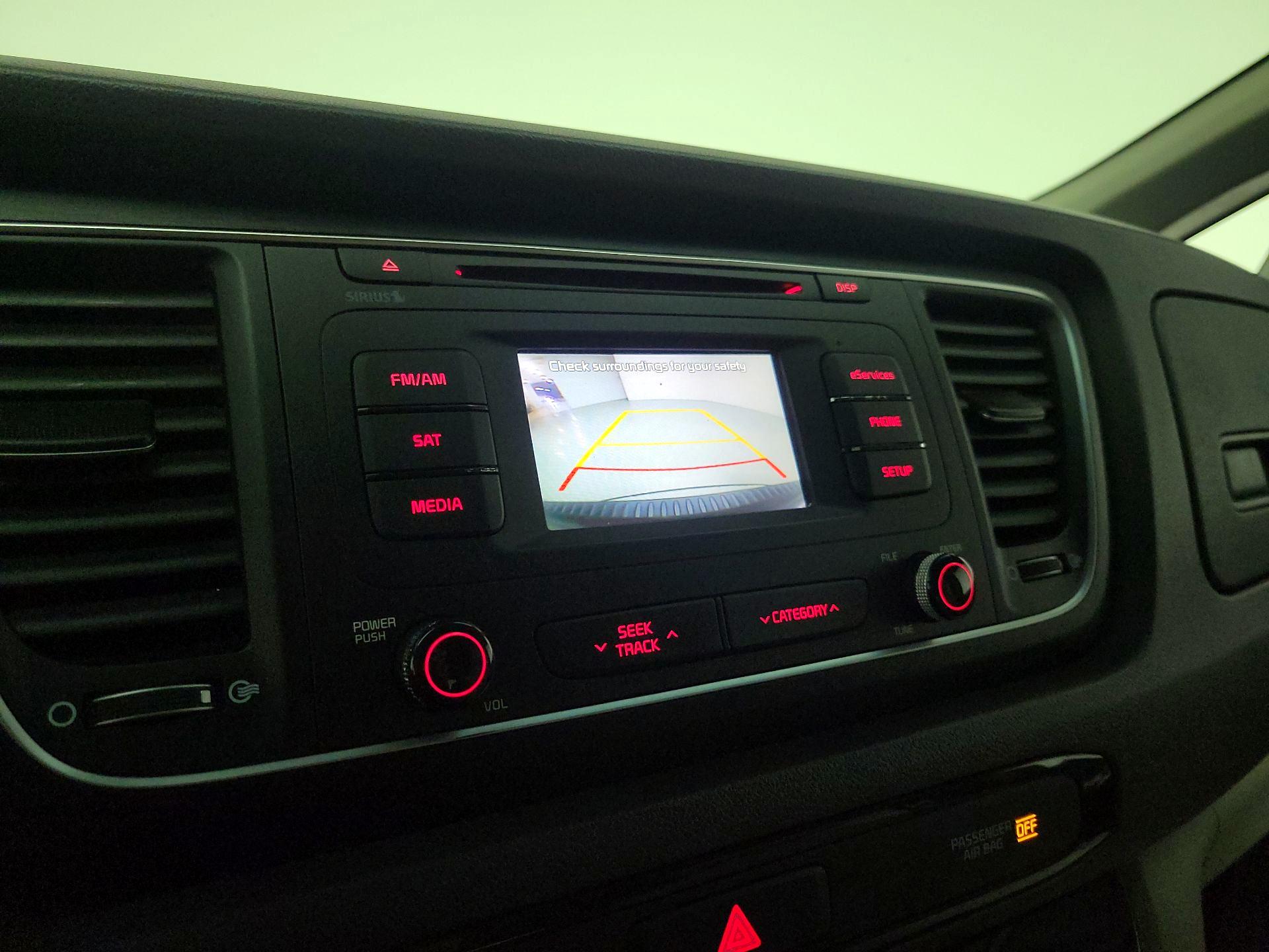 Thumbnail: 2015 Kia Sedona - 14