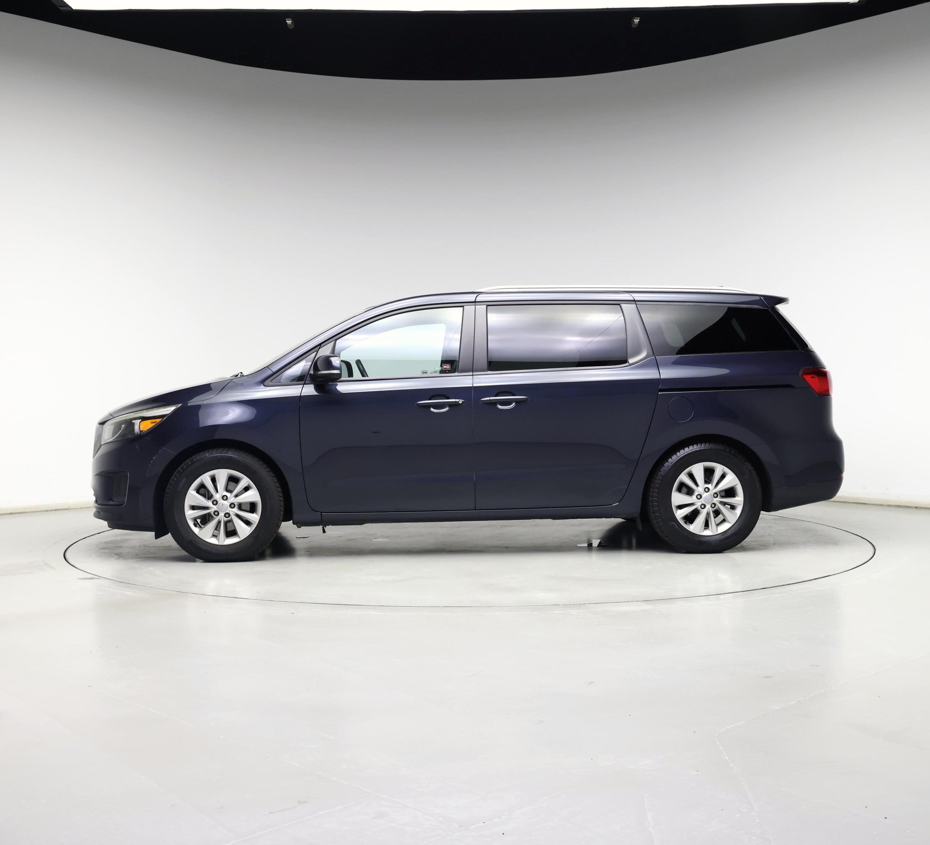 Thumbnail: 2015 Kia Sedona - 3