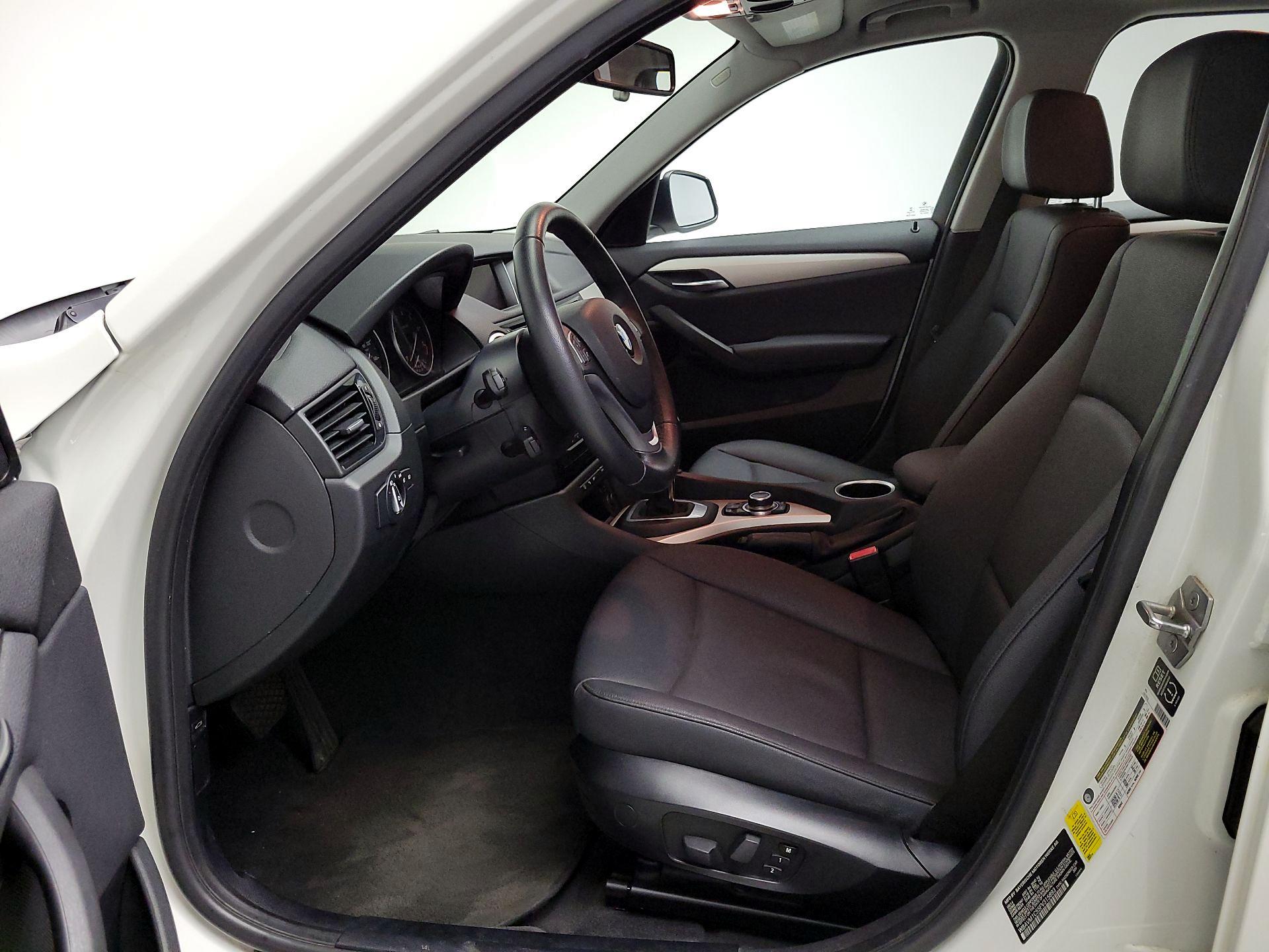 Thumbnail: 2015 BMW X1 - 11