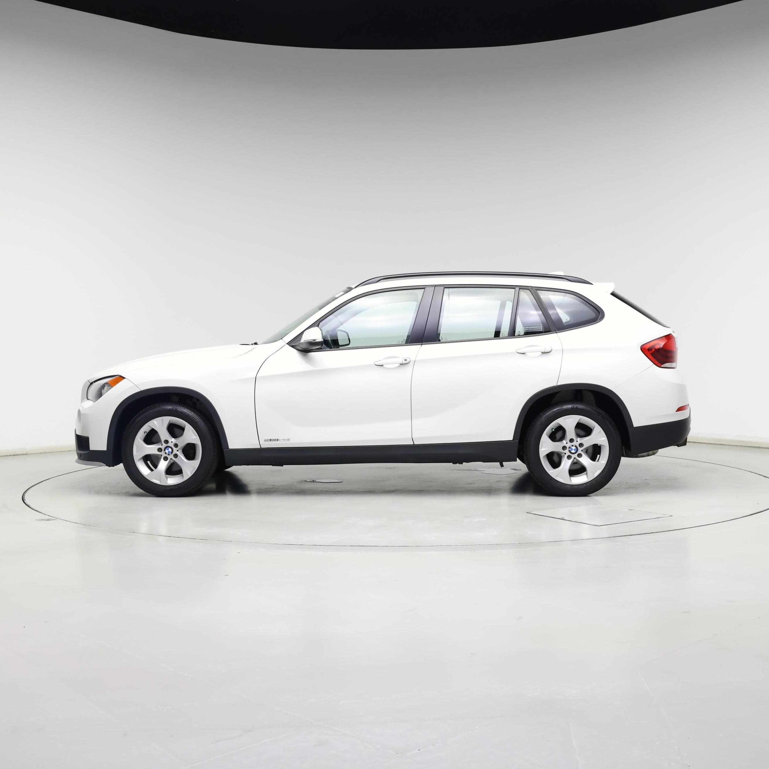 Thumbnail: 2015 BMW X1 - 3