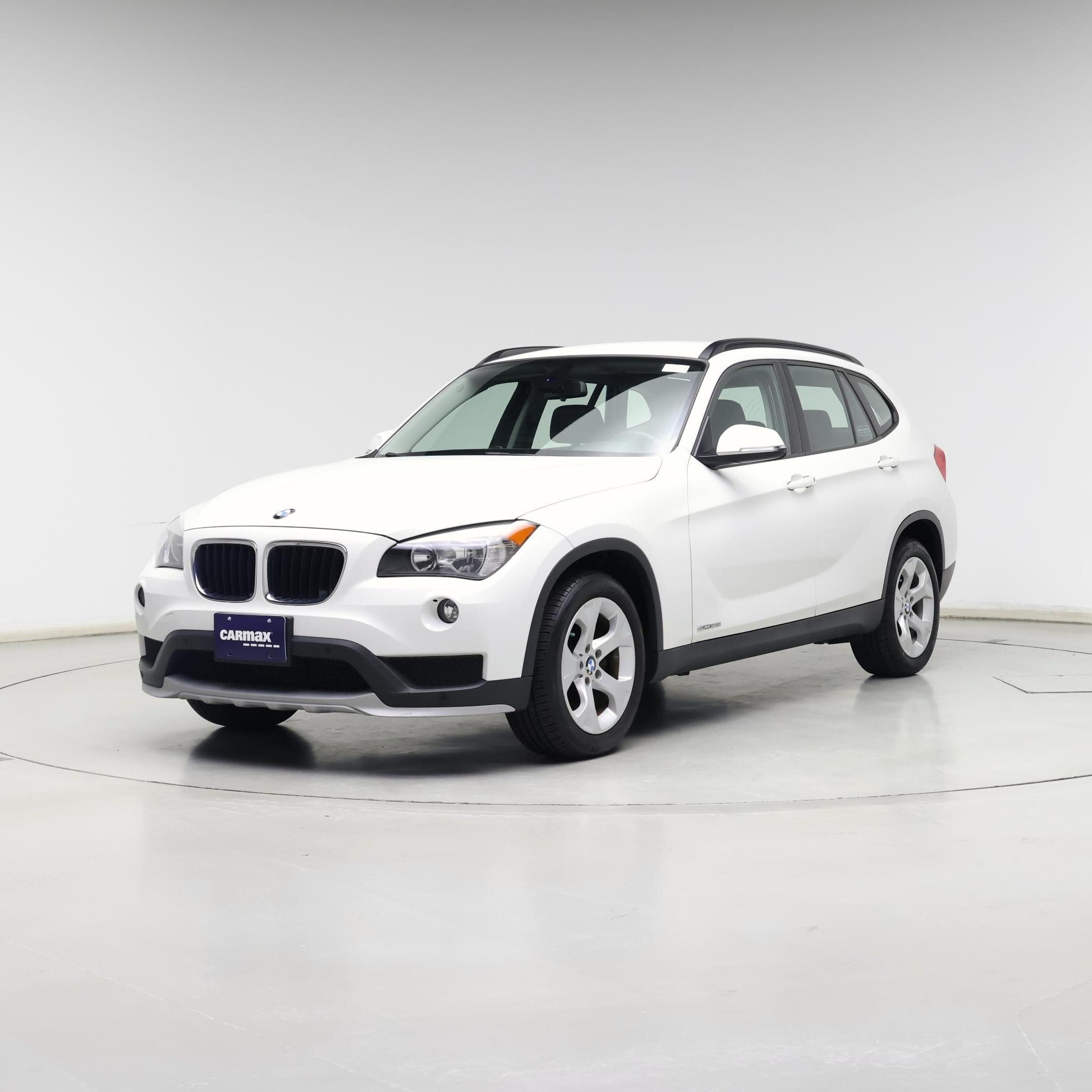 Thumbnail: 2015 BMW X1 - 4