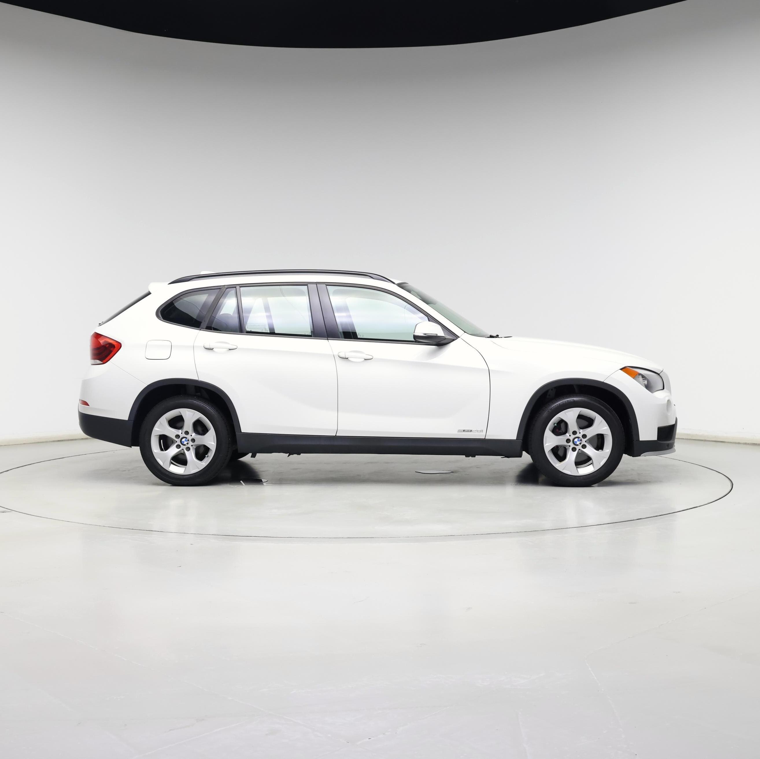 Thumbnail: 2015 BMW X1 - 7