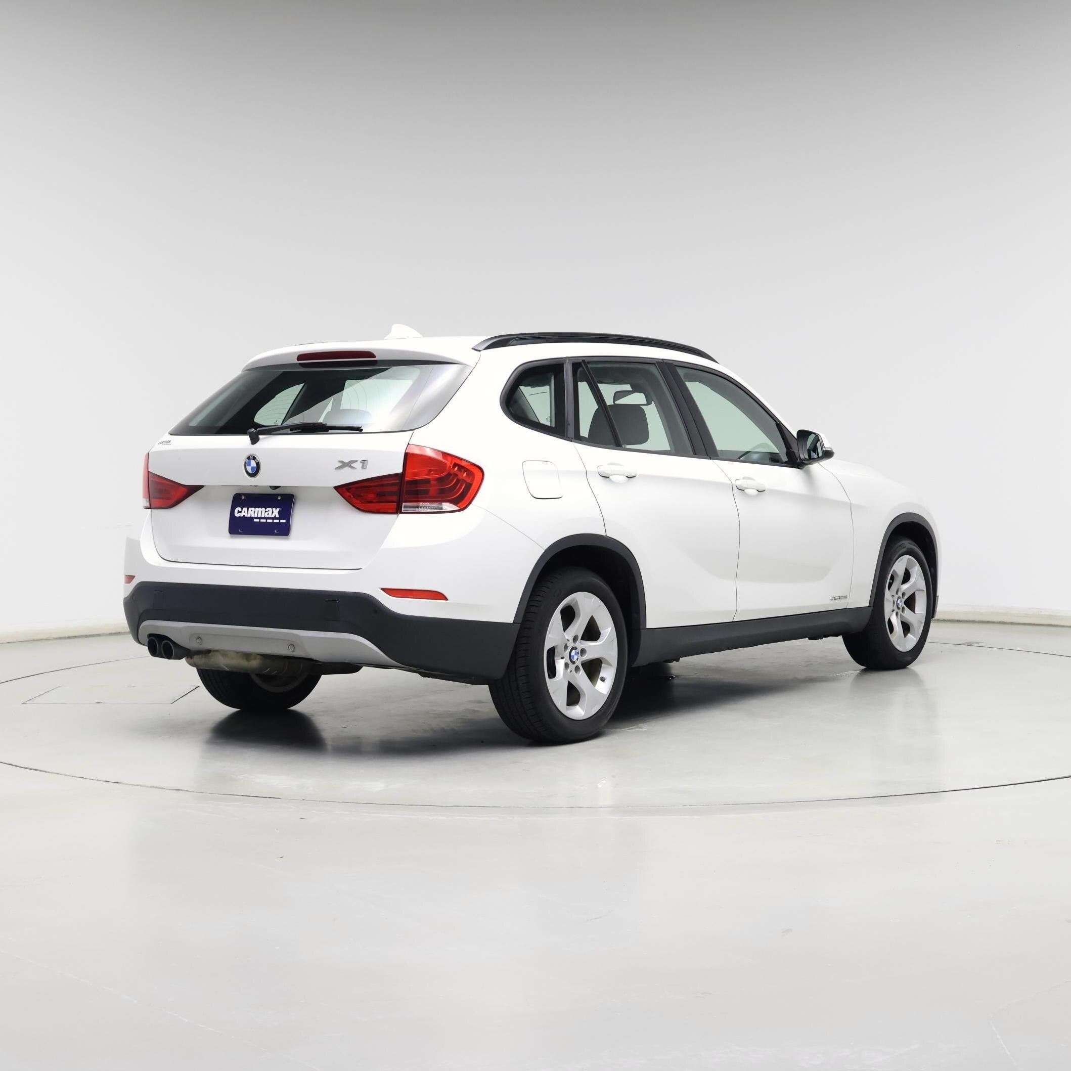 Thumbnail: 2015 BMW X1 - 8