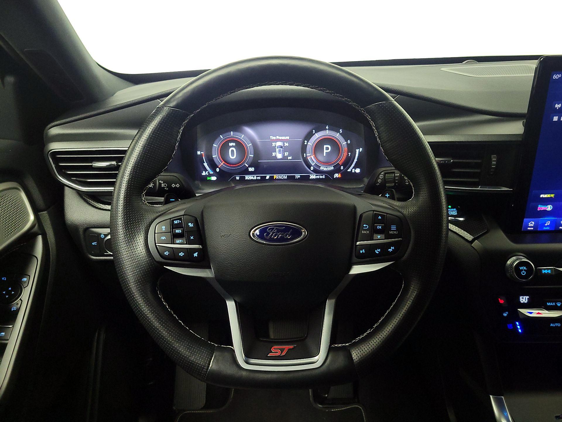 Thumbnail: 2020 Ford Explorer - 10