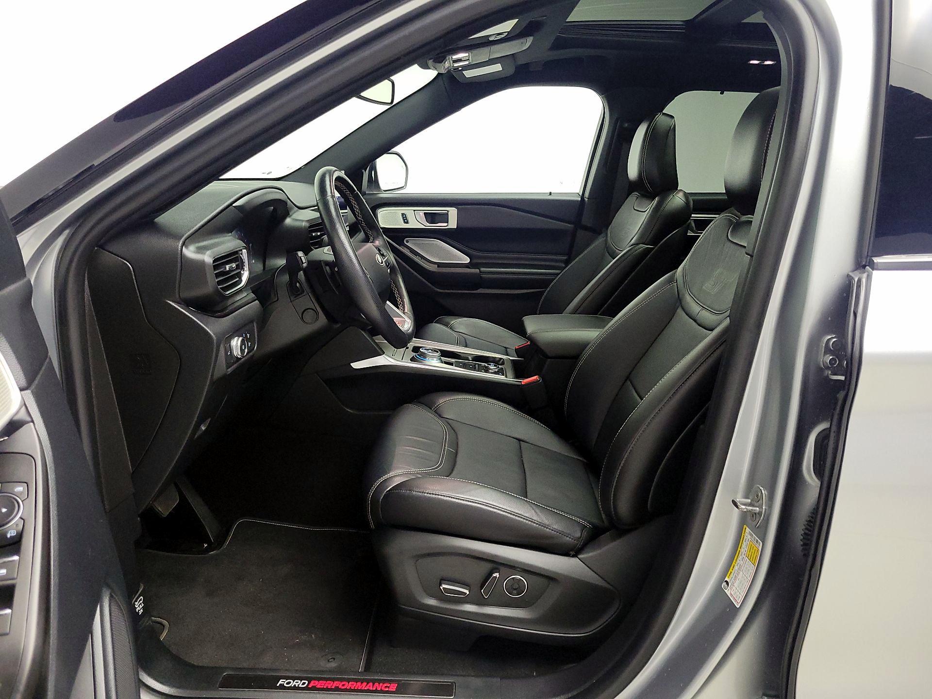Thumbnail: 2020 Ford Explorer - 11