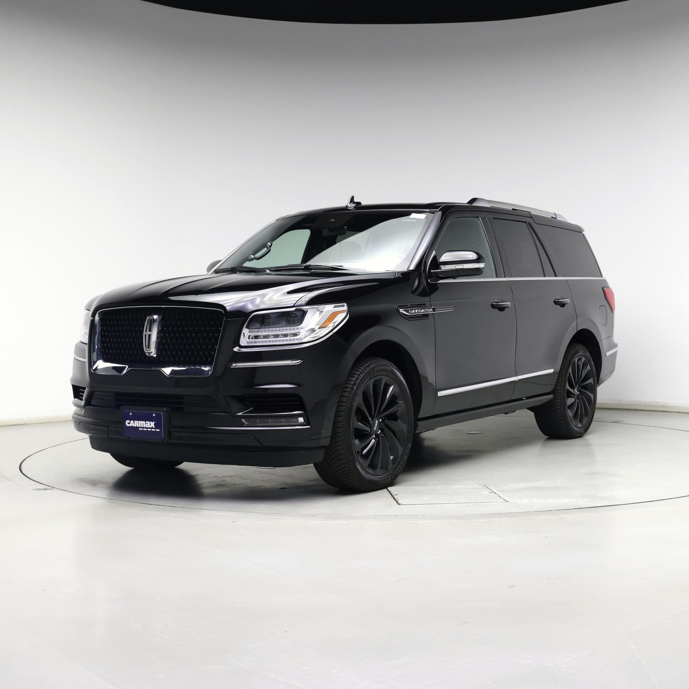Thumbnail: 2021 Lincoln Navigator - 4