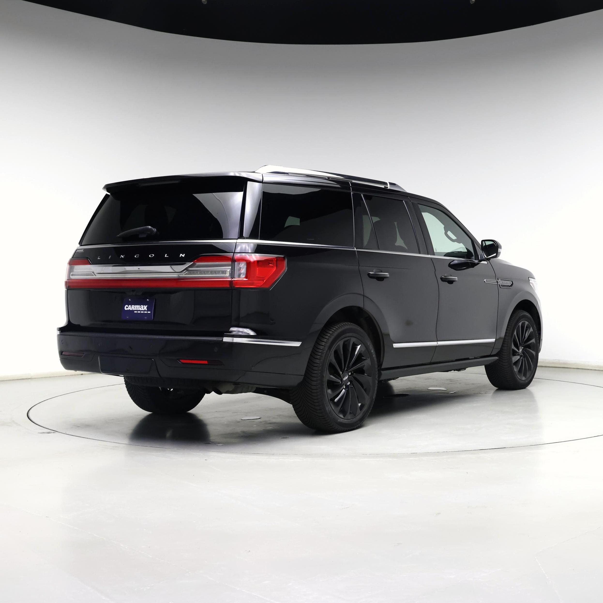 Thumbnail: 2021 Lincoln Navigator - 8