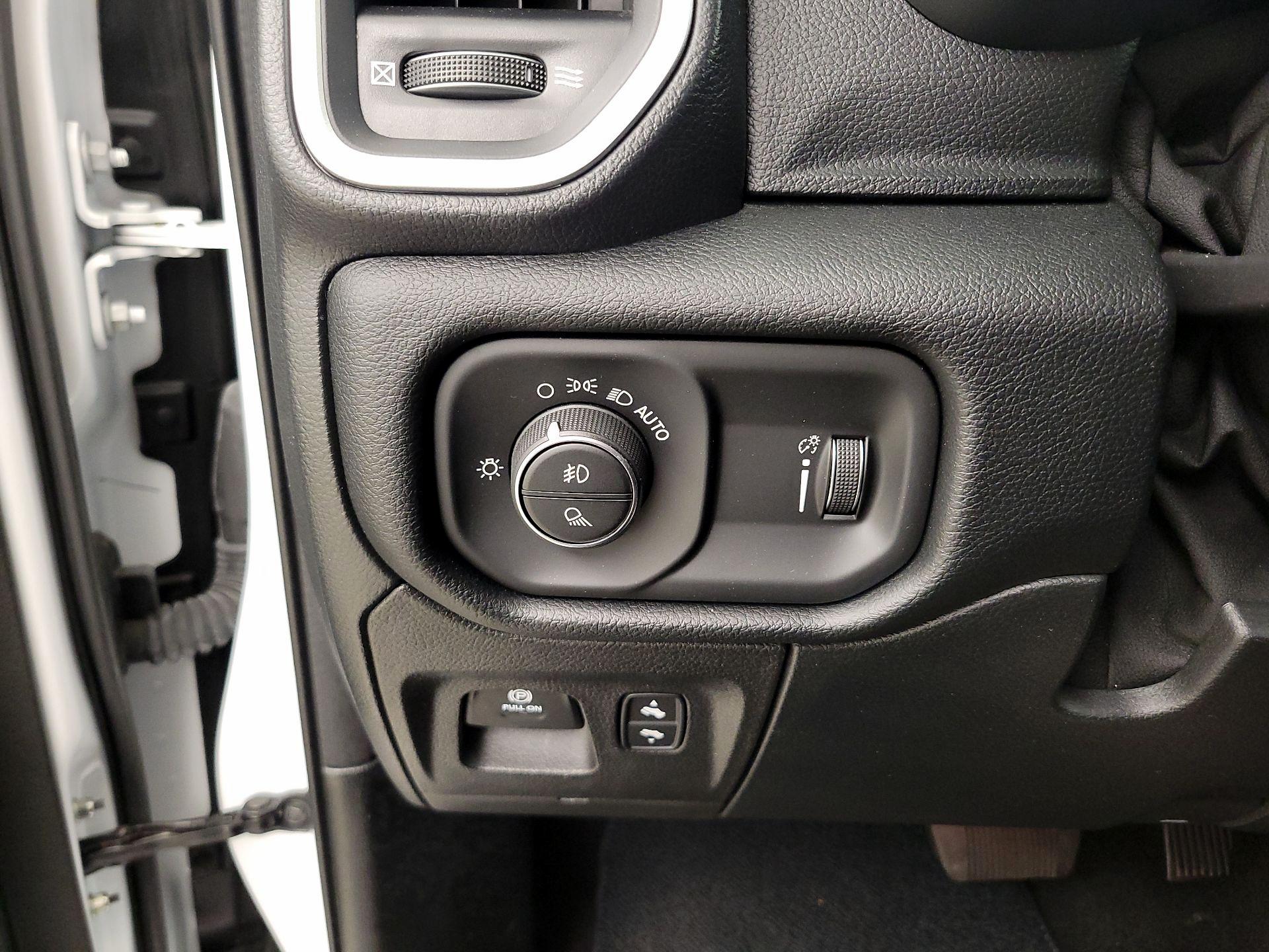 Thumbnail: 2022 RAM 1500 - 13