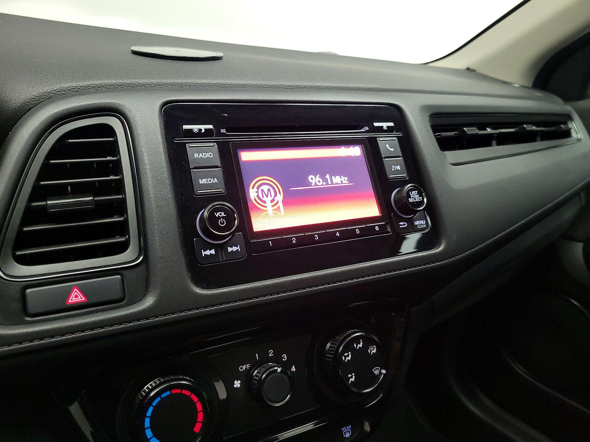 Thumbnail: 2019 Honda HR-V - 15