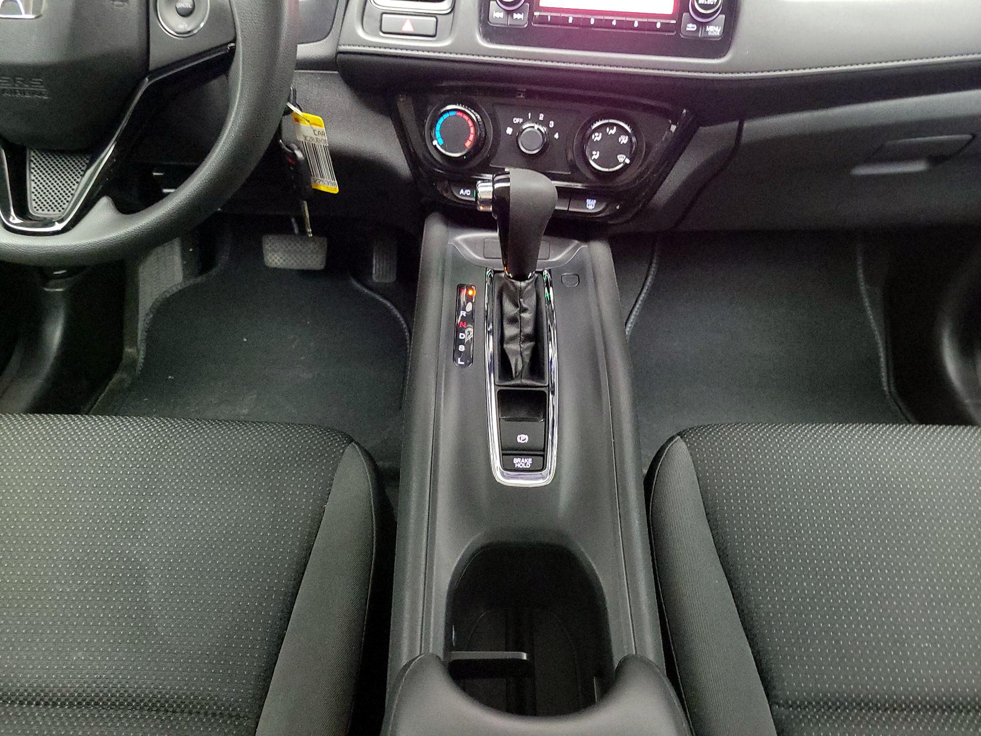 Thumbnail: 2019 Honda HR-V - 17