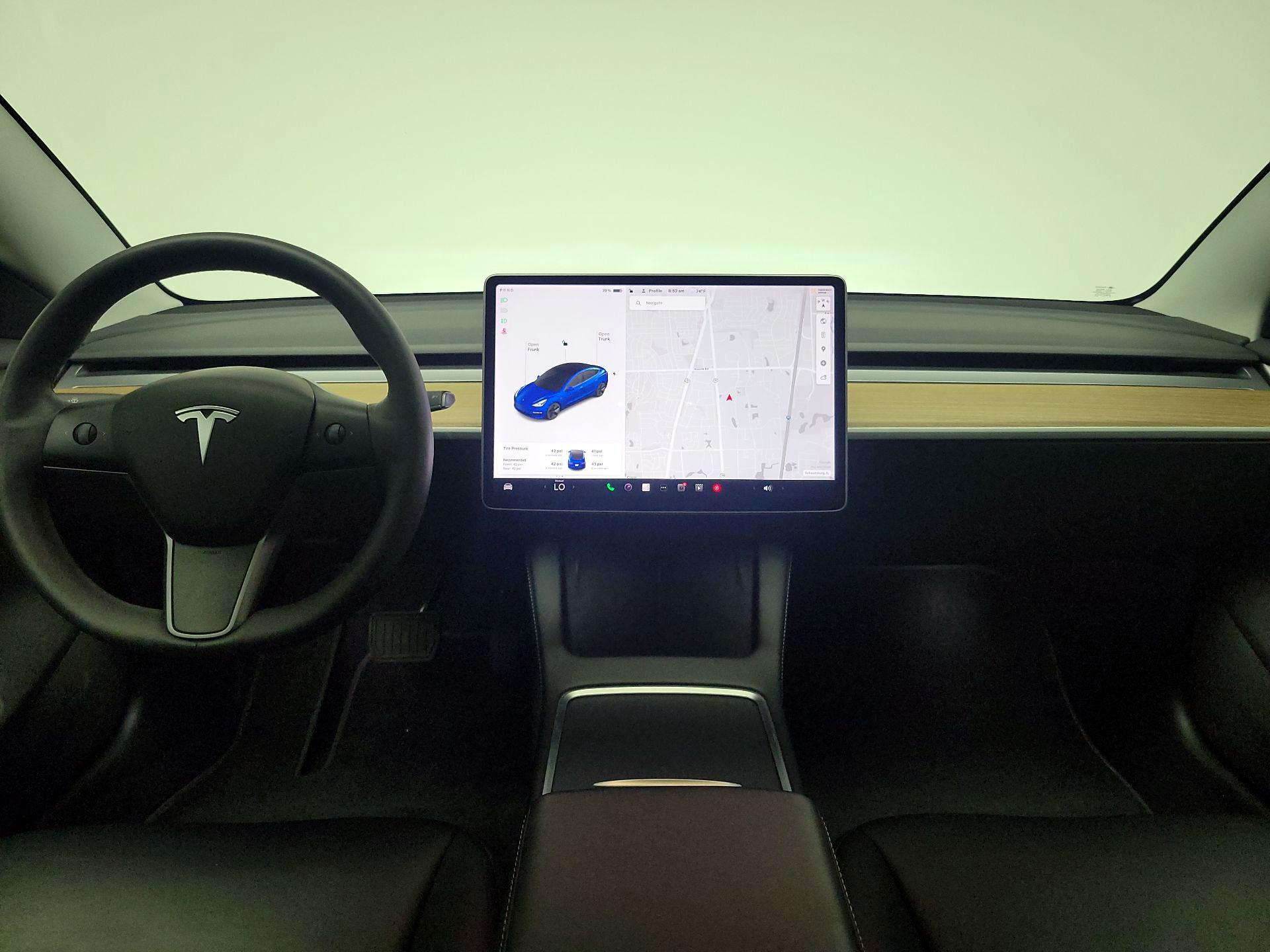 Thumbnail: 2021 Tesla Model 3 - 9