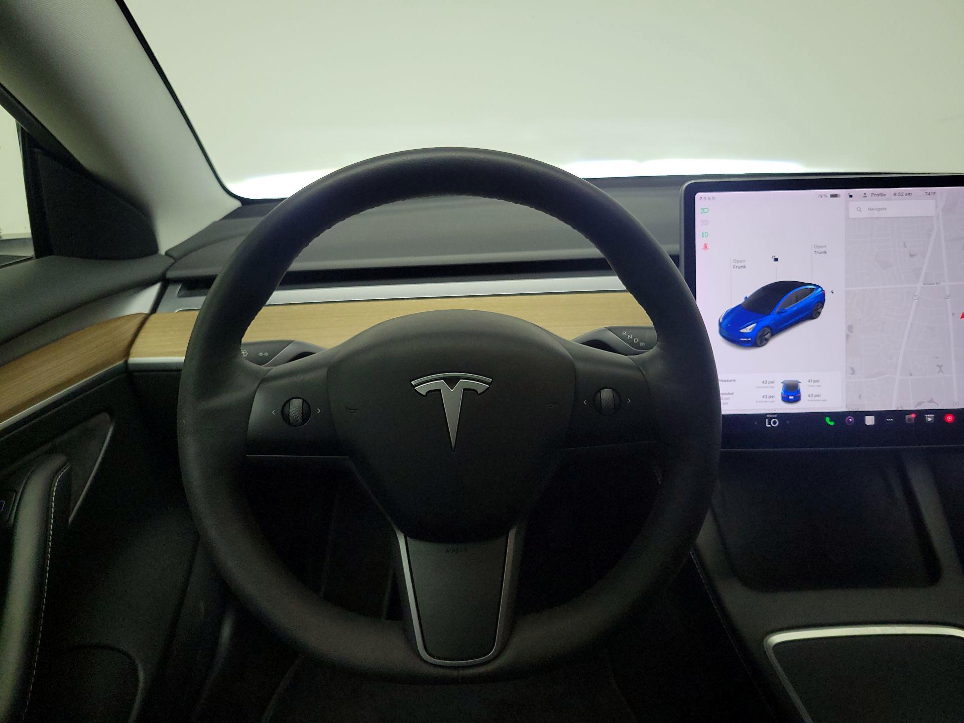 Thumbnail: 2021 Tesla Model 3 - 10