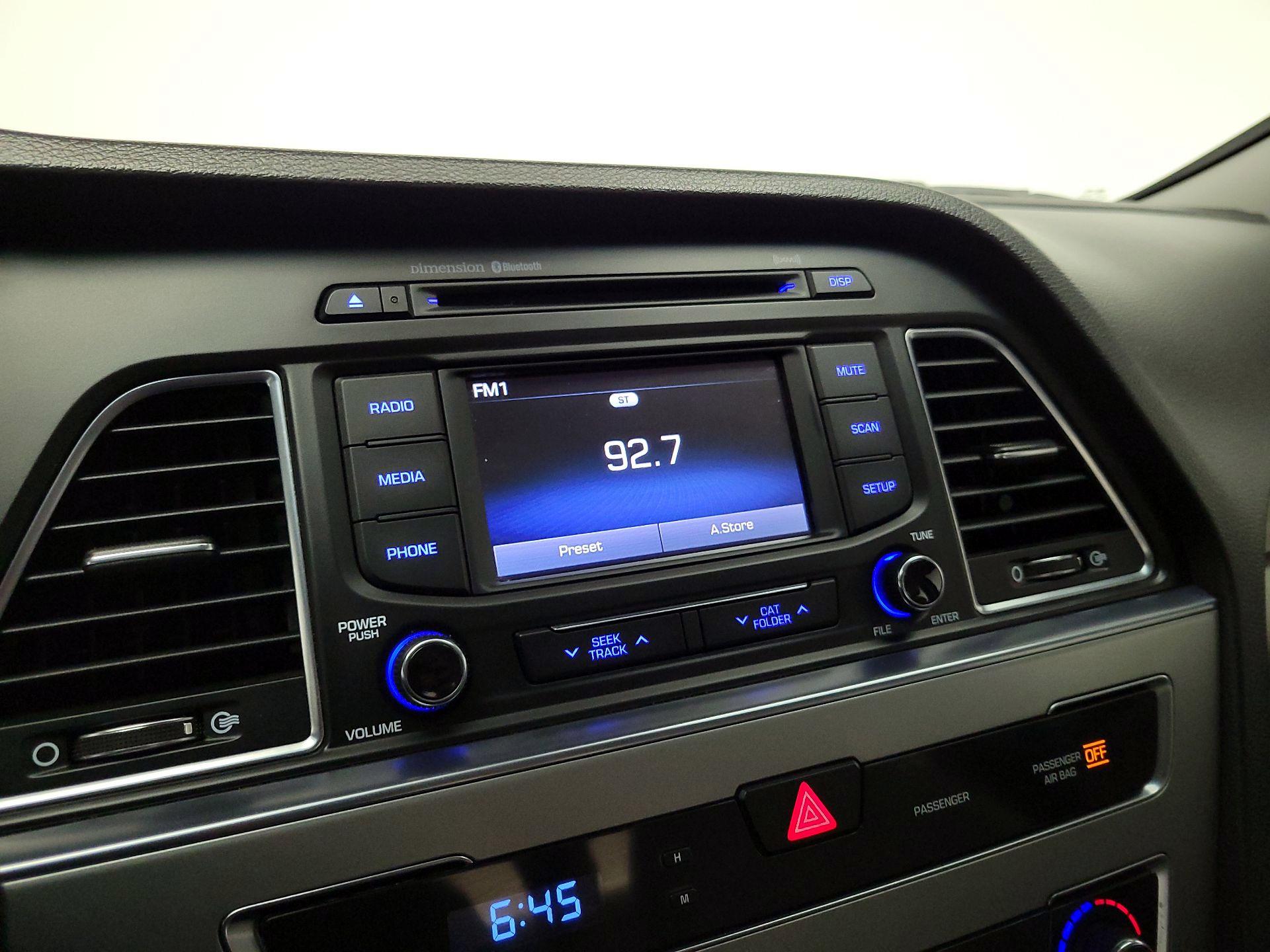 Thumbnail: 2015 Hyundai Sonata - 15