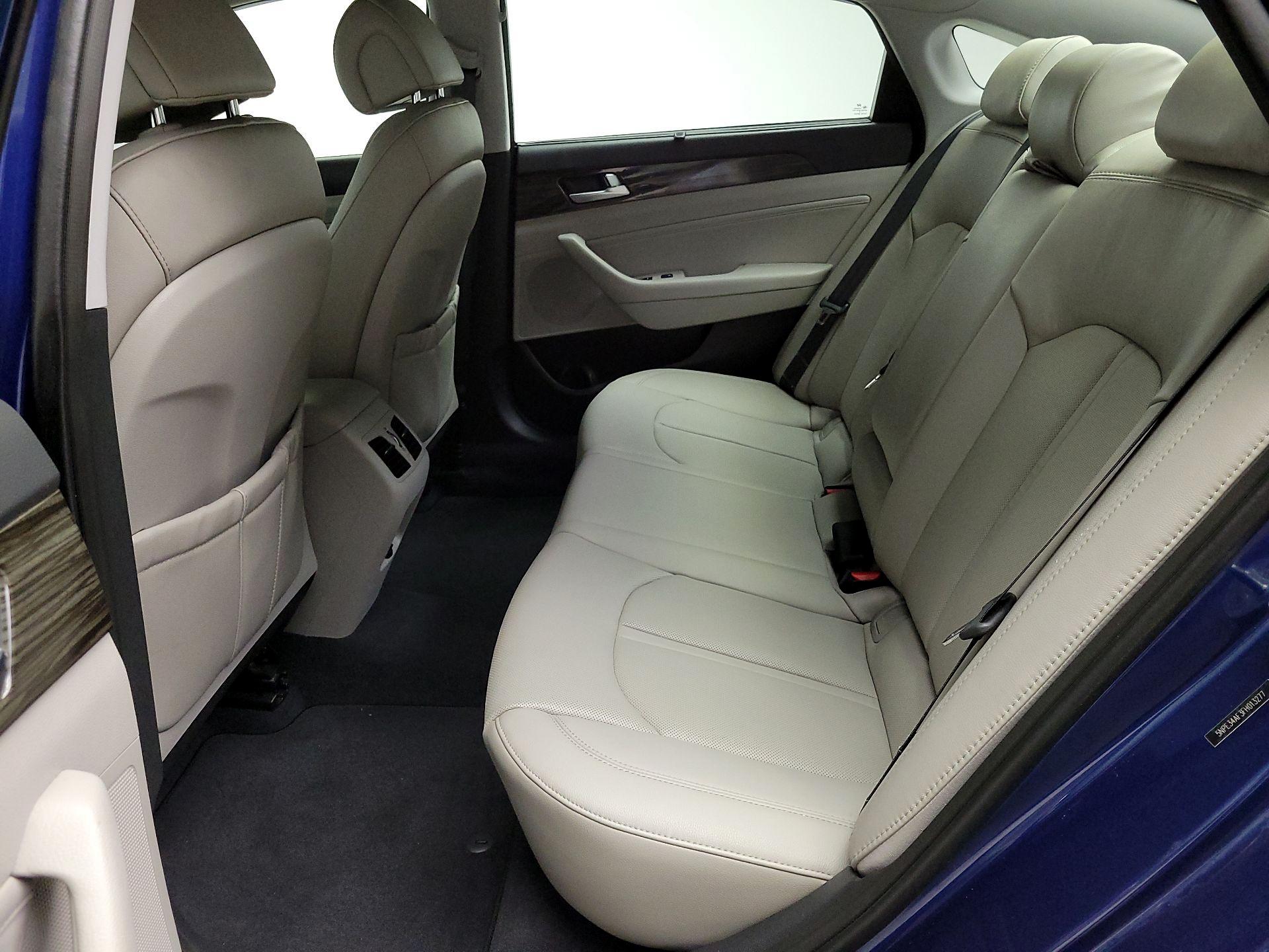 Thumbnail: 2015 Hyundai Sonata - 19