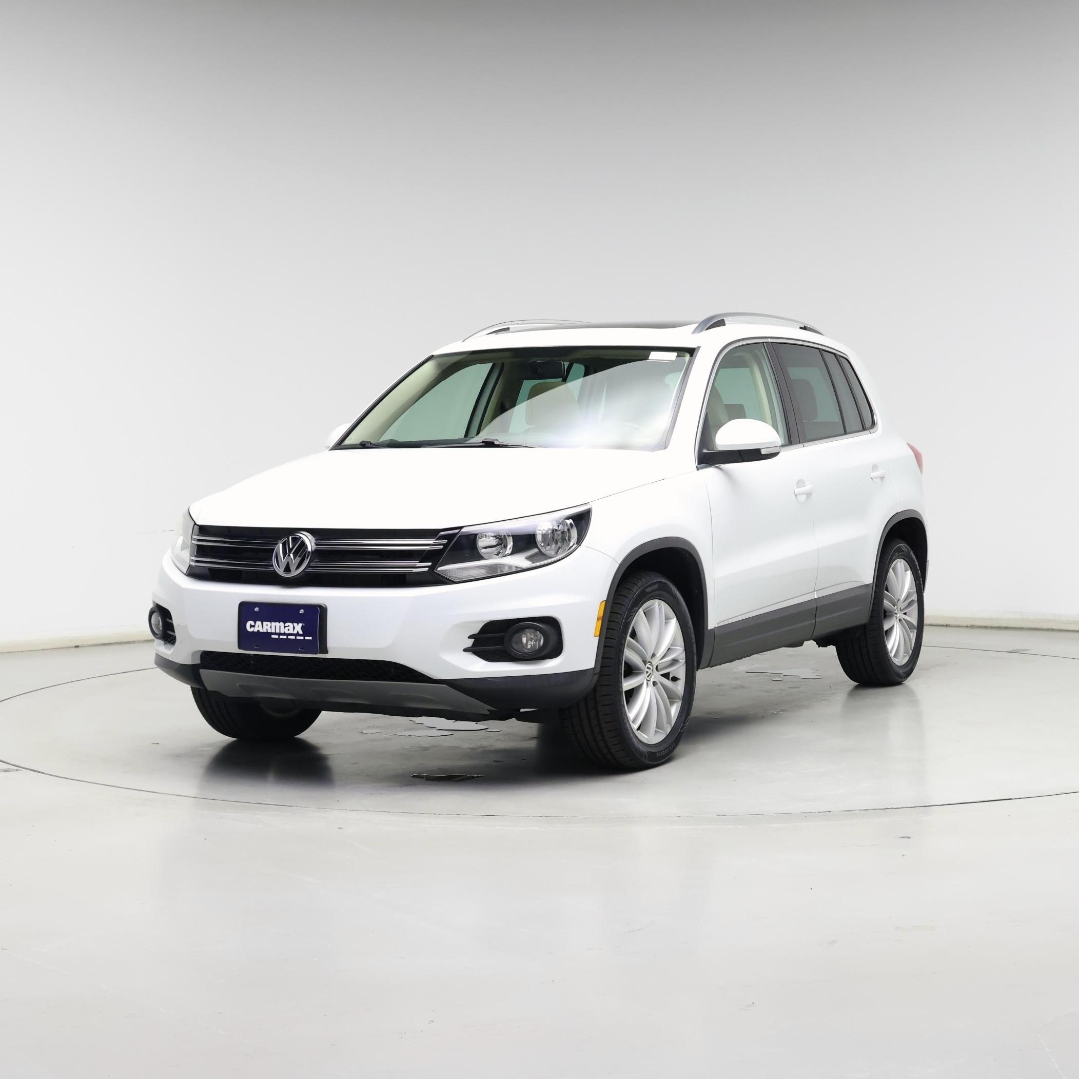 Thumbnail: 2014 Volkswagen Tiguan - 4