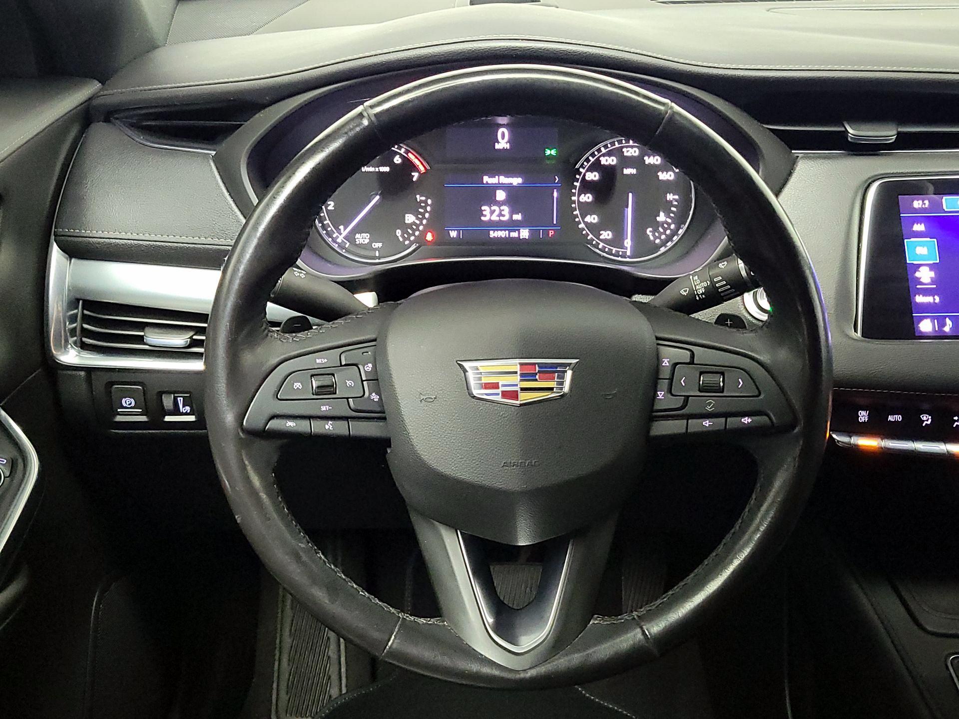 Thumbnail: 2019 Cadillac XT4 - 10