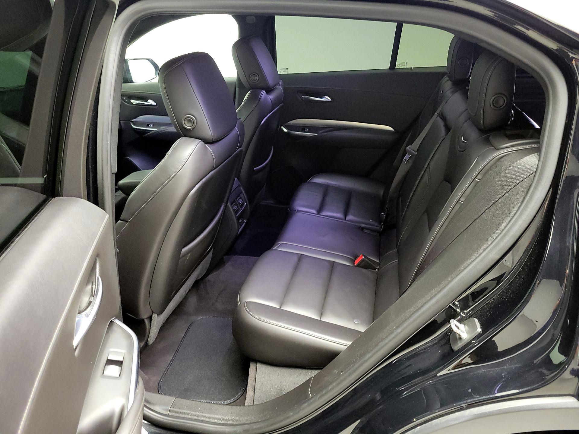Thumbnail: 2019 Cadillac XT4 - 19
