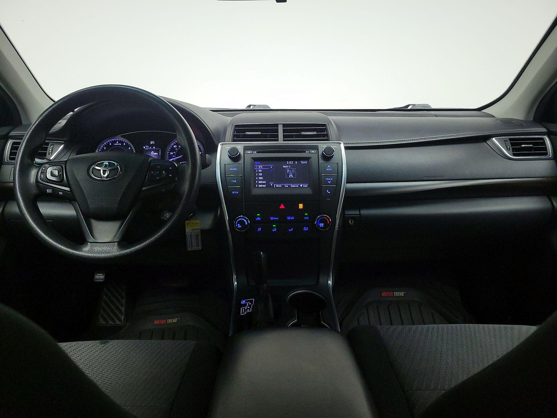 Thumbnail: 2016 Toyota Camry - 9