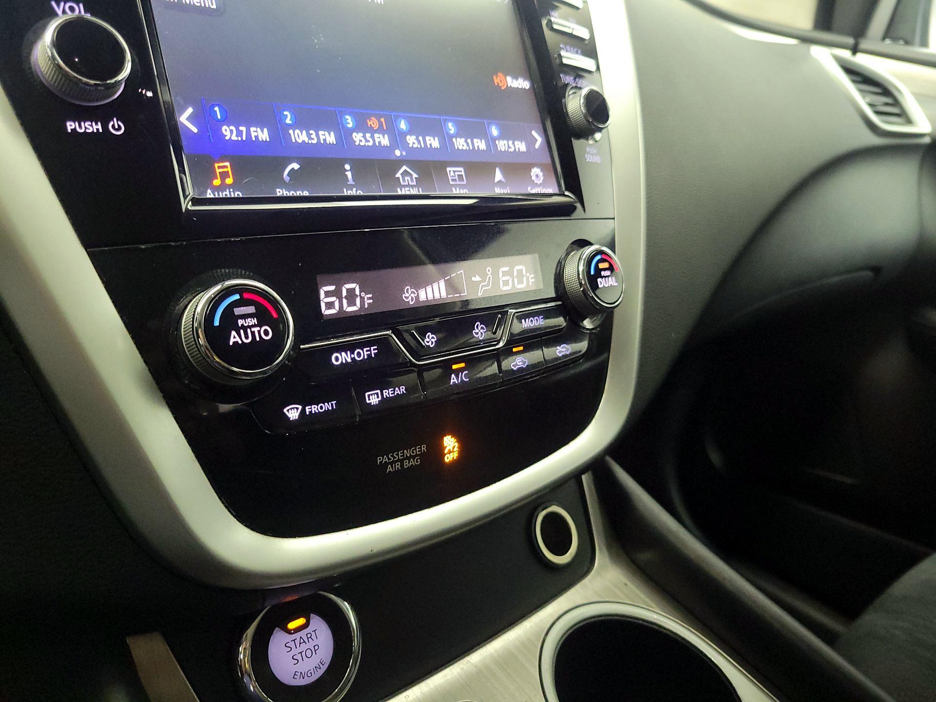Thumbnail: 2017 Nissan Murano - 16