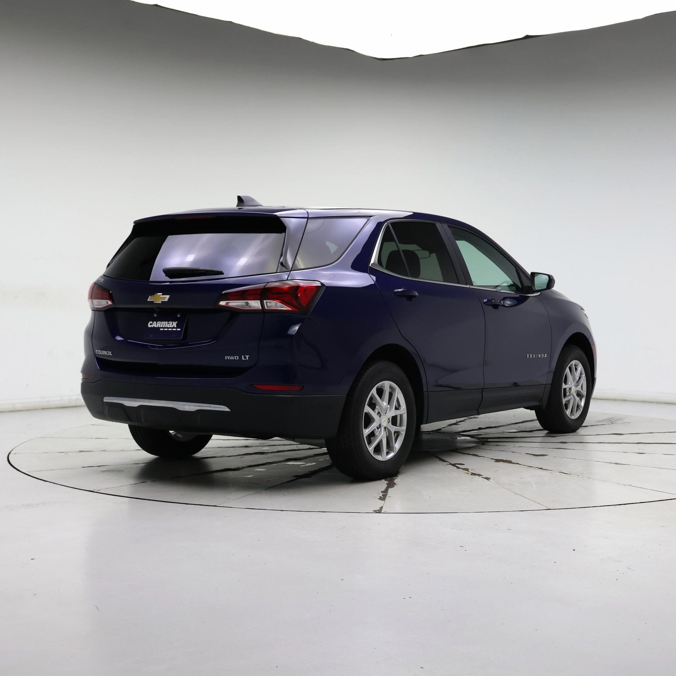 Thumbnail: 2022 Chevrolet Equinox - 8