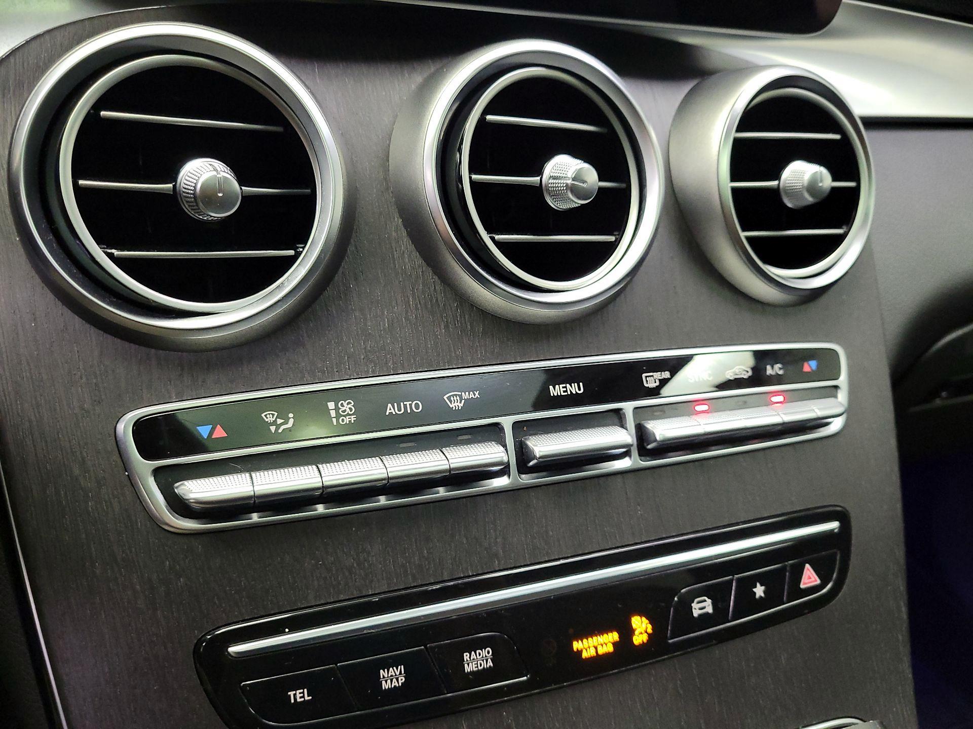 Thumbnail: 2020 Mercedes-Benz GLC - 17