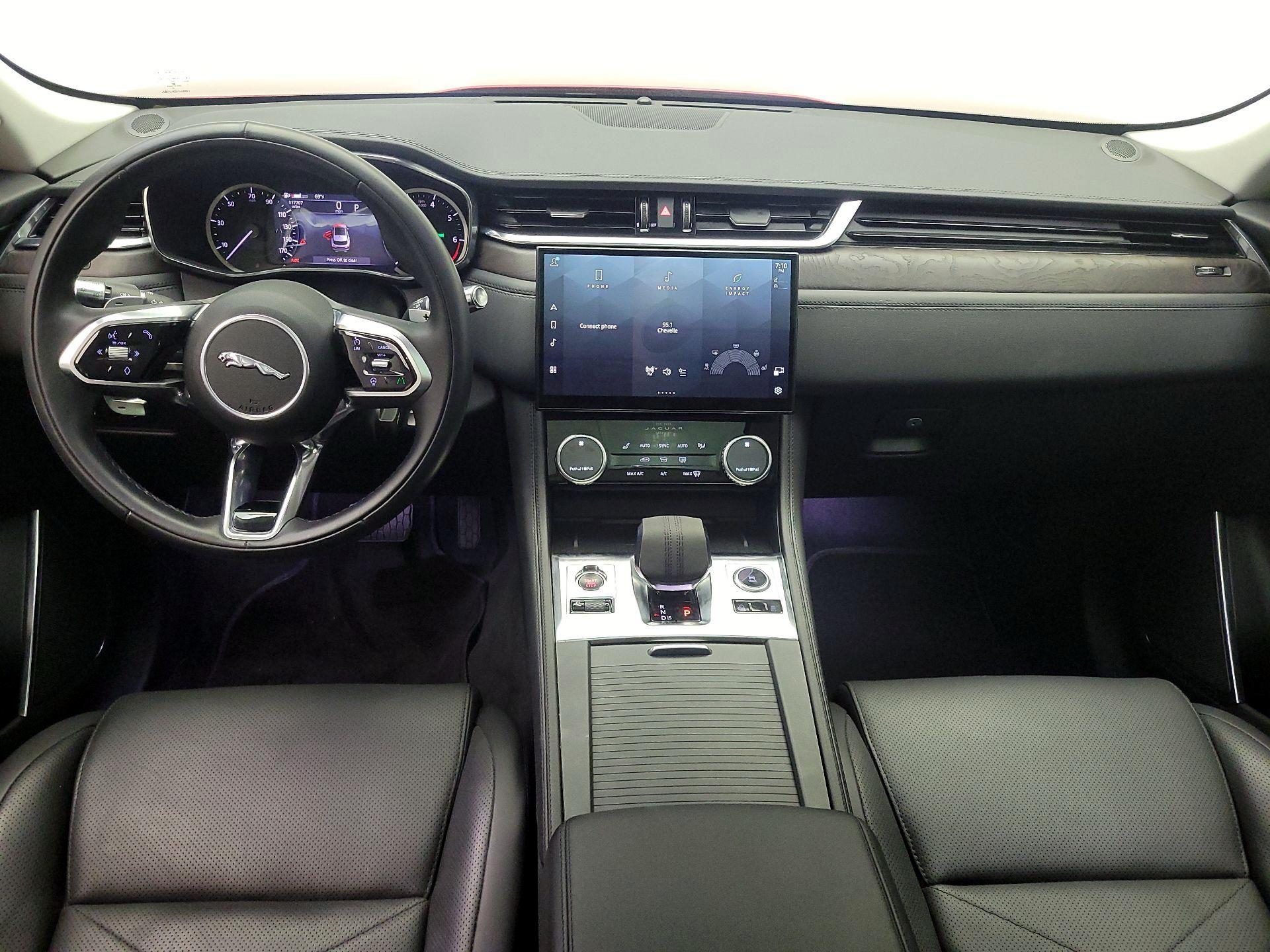Thumbnail: 2022 Jaguar F-Pace - 9