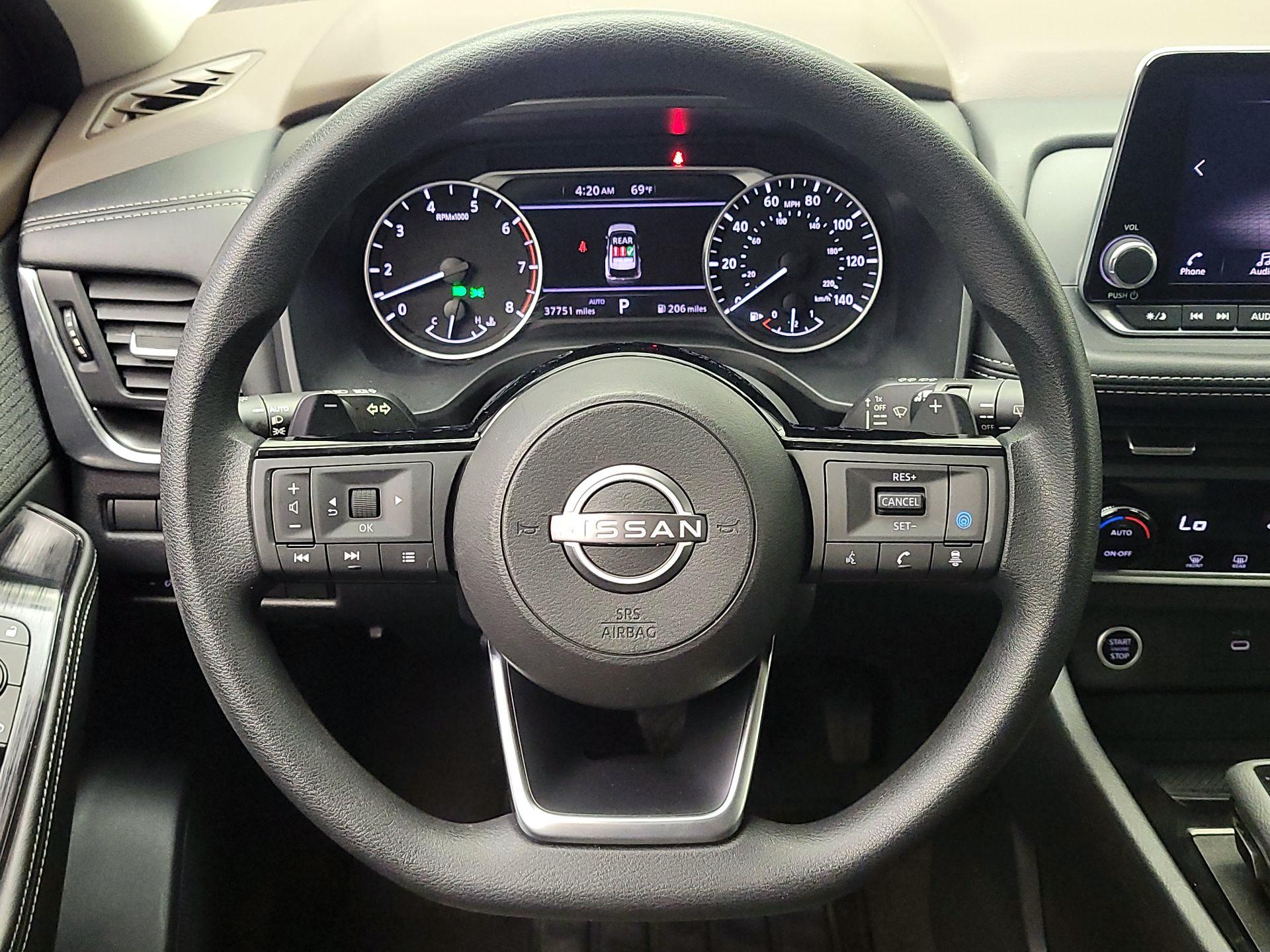 Thumbnail: 2023 Nissan Rogue - 10