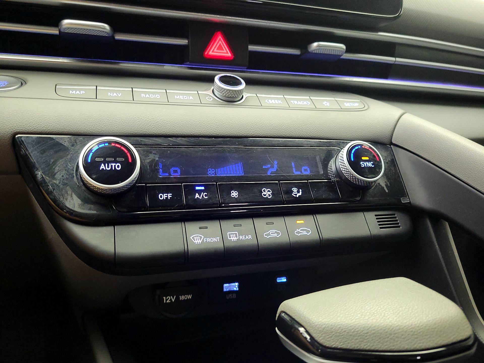 Thumbnail: 2024 Hyundai Elantra - 16
