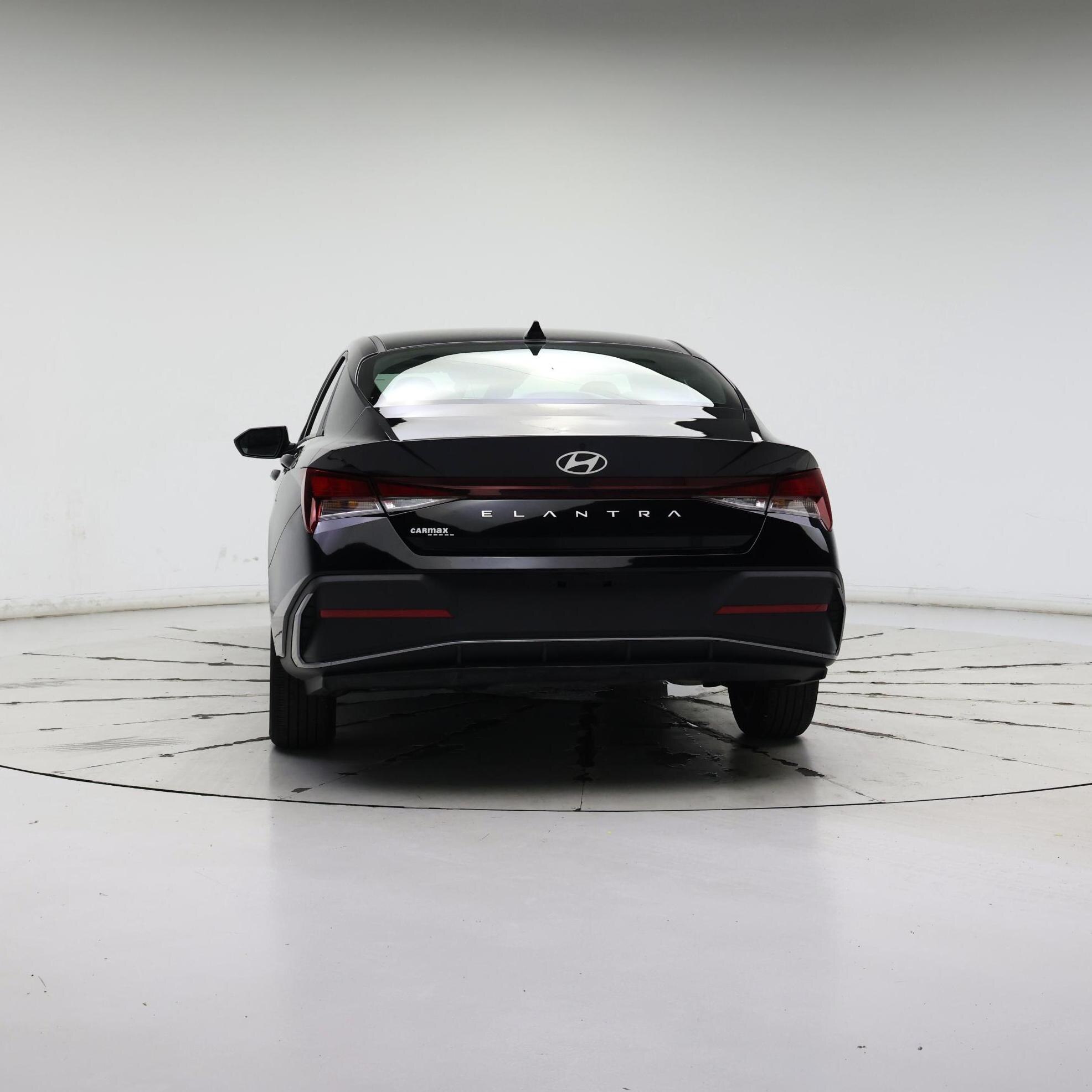 Thumbnail: 2024 Hyundai Elantra - 6