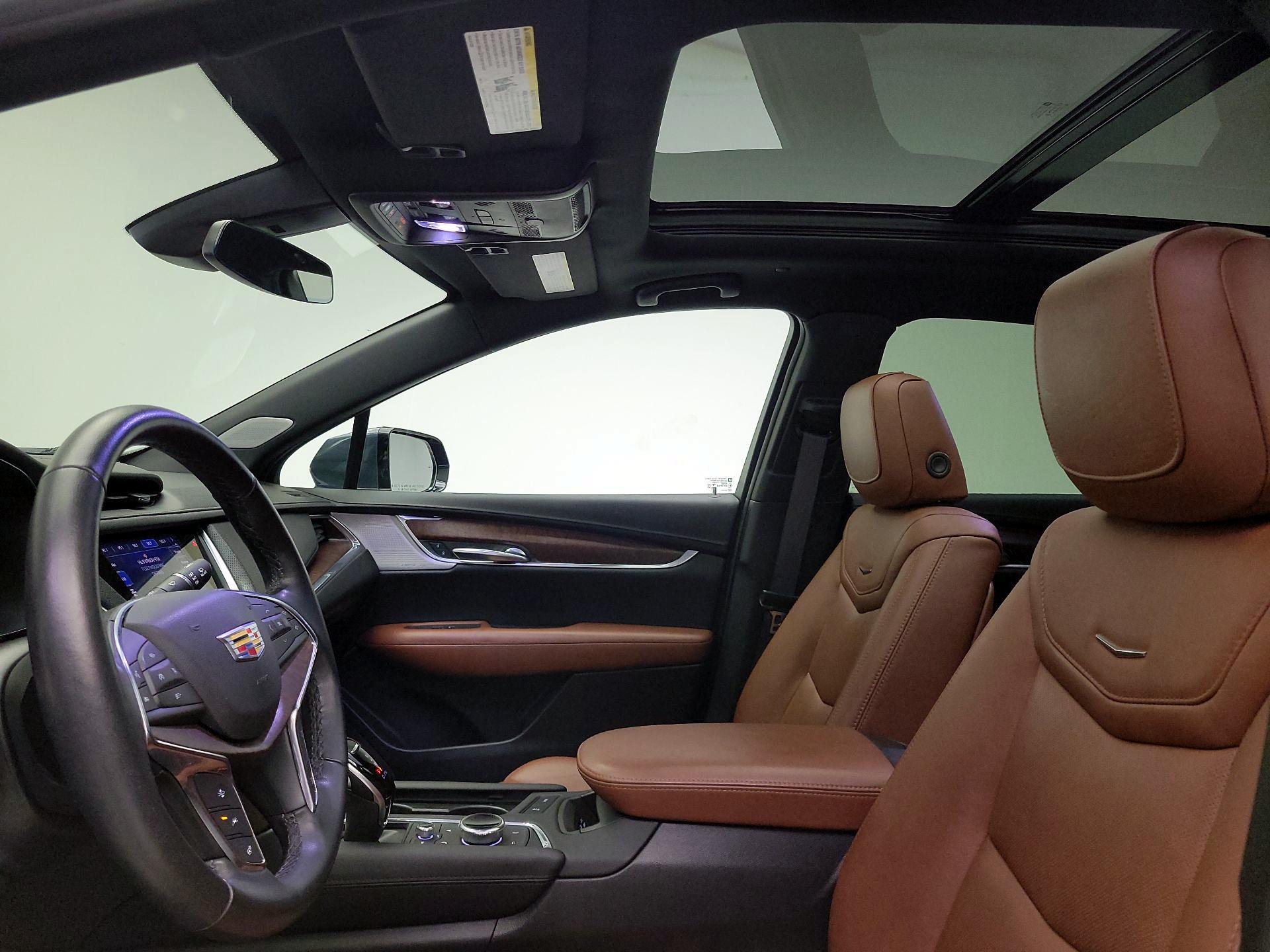 Thumbnail: 2021 Cadillac XT5 - 18
