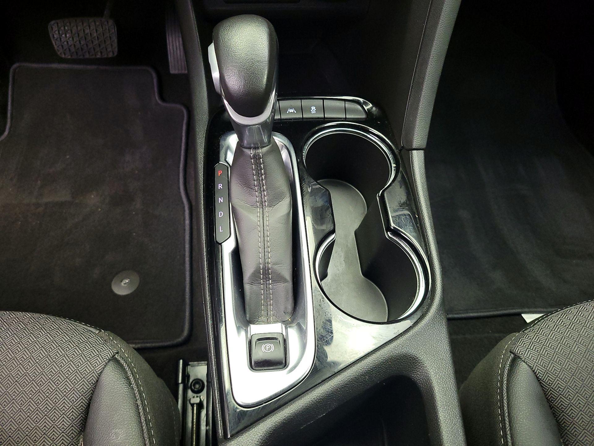 Thumbnail: 2022 Buick Encore GX - 17