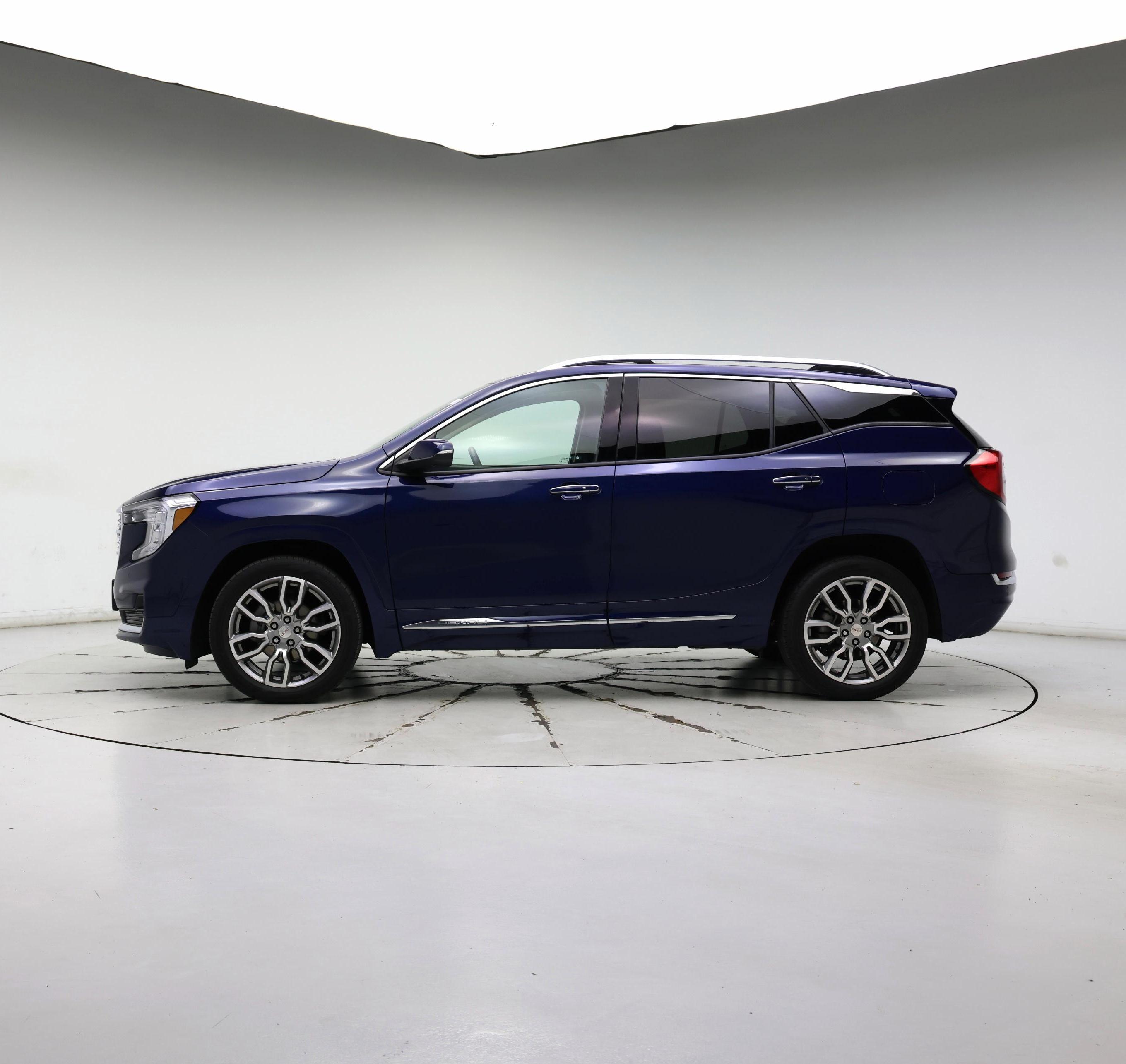 Thumbnail: 2022 GMC Terrain - 3