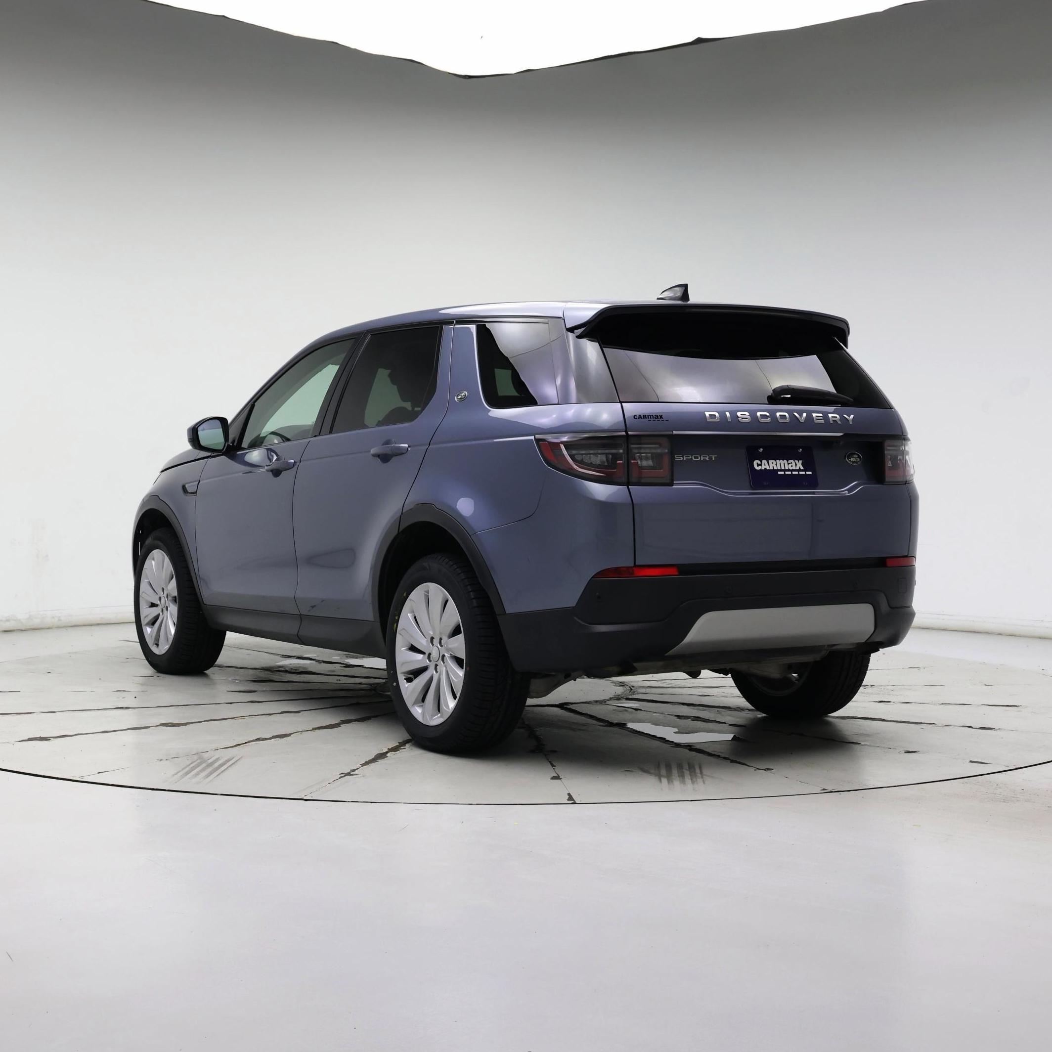 Thumbnail: 2022 Land Rover Discovery Sport - 2