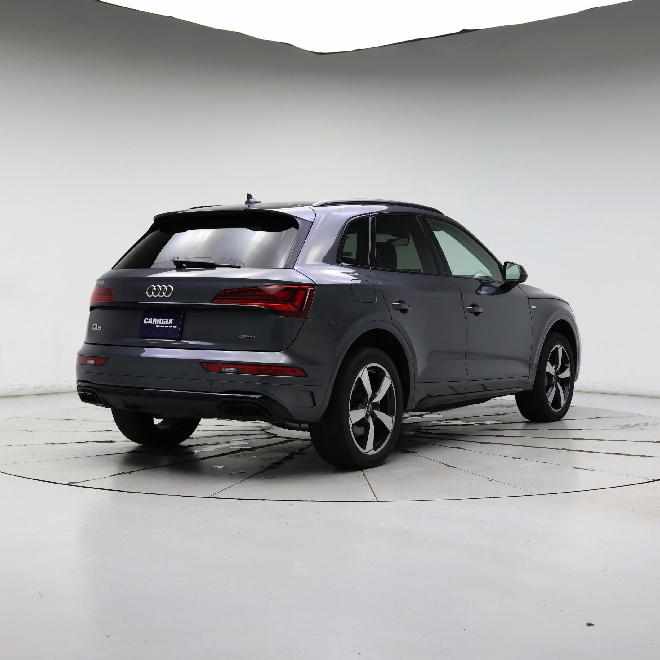 Thumbnail: 2022 Audi Q5 - 8