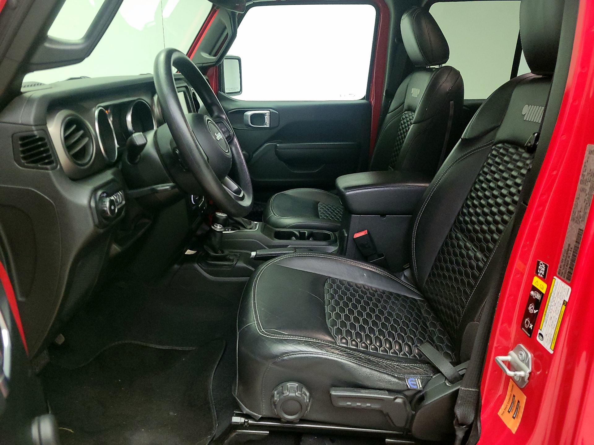 Thumbnail: 2020 Jeep Wrangler - 11