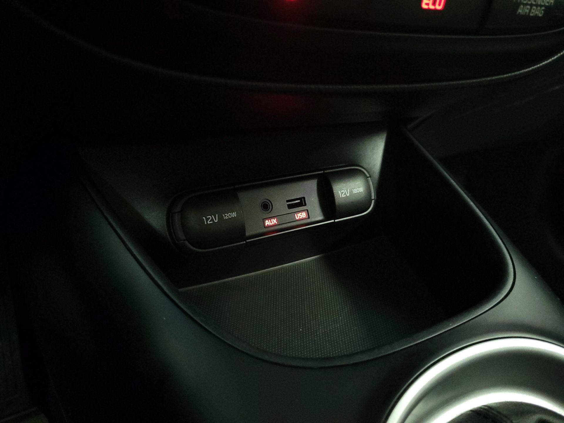 Thumbnail: 2014 Kia Soul - 17