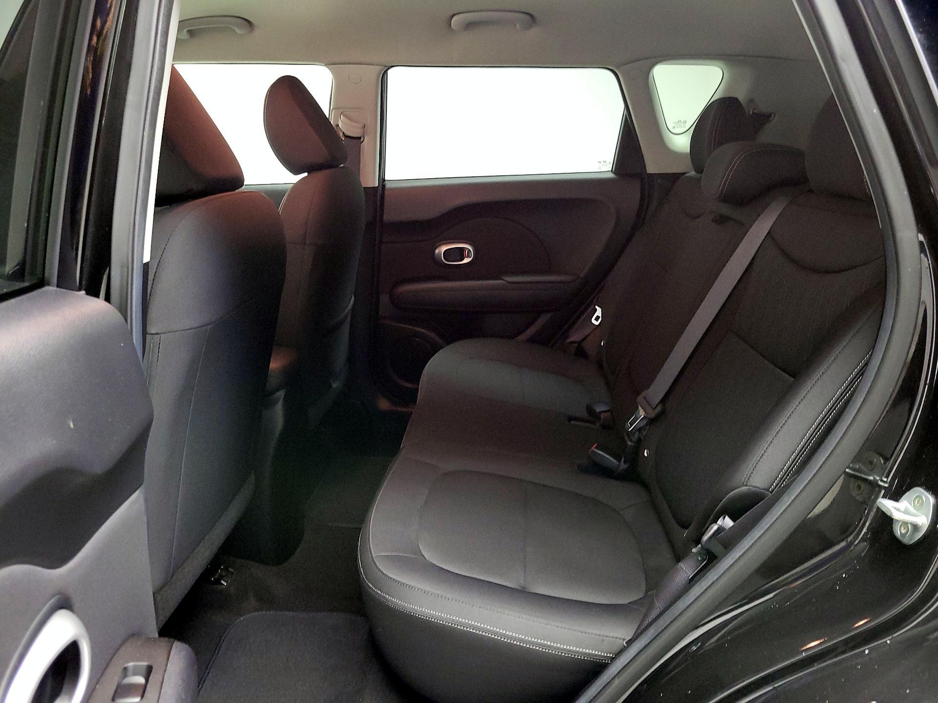 Thumbnail: 2014 Kia Soul - 18