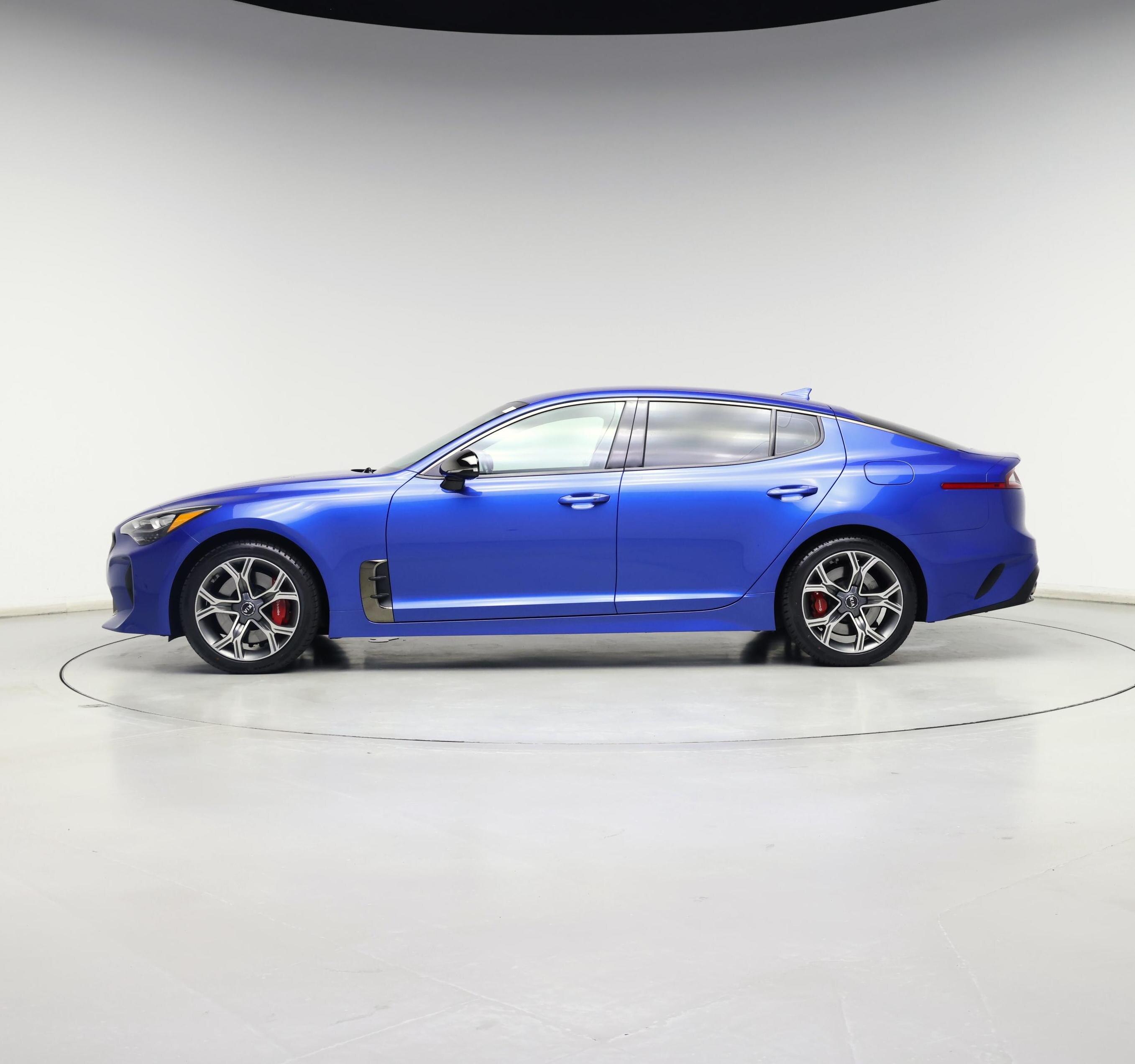 Thumbnail: 2019 Kia Stinger - 3