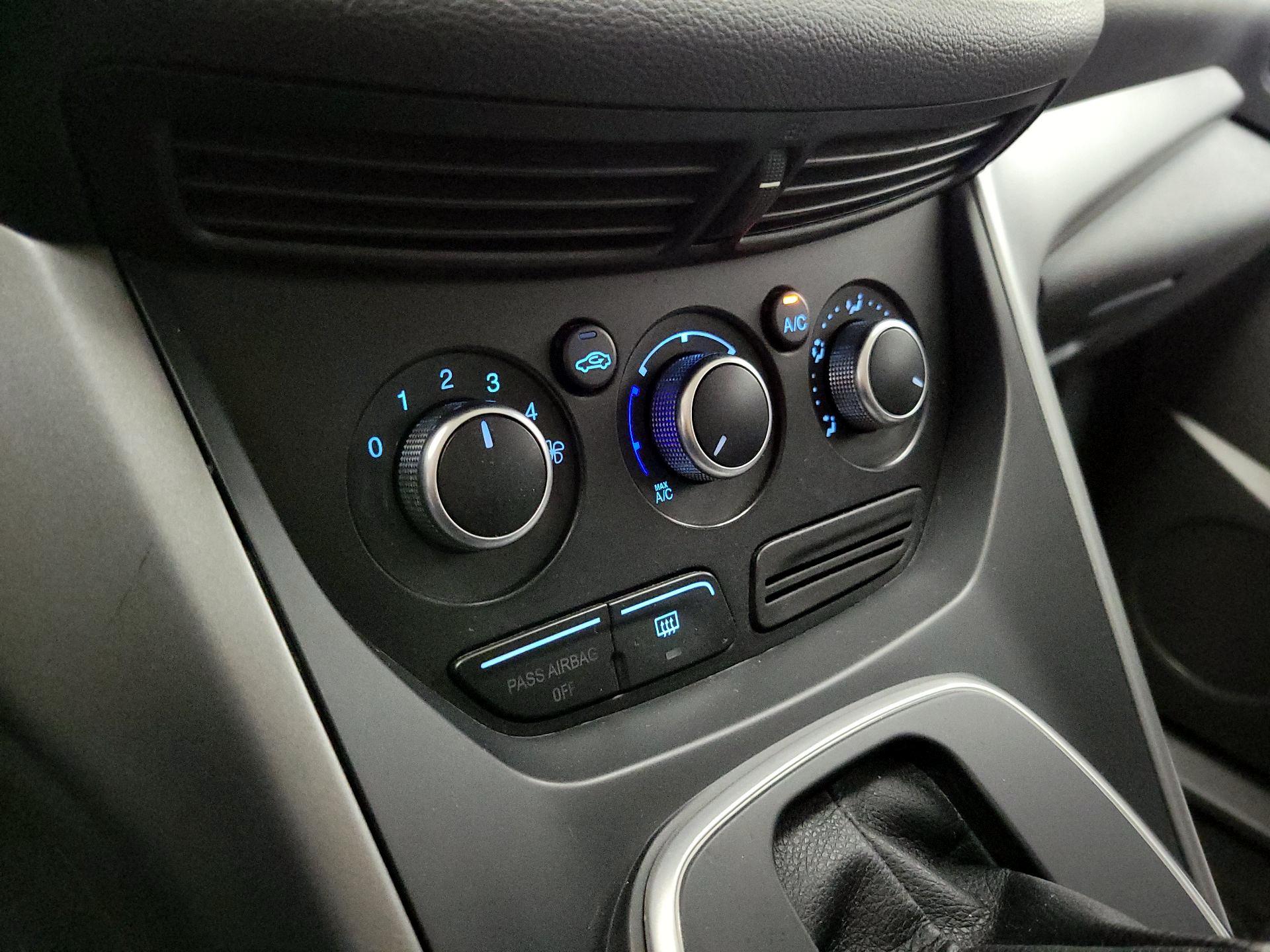 Thumbnail: 2014 Ford Escape - 16