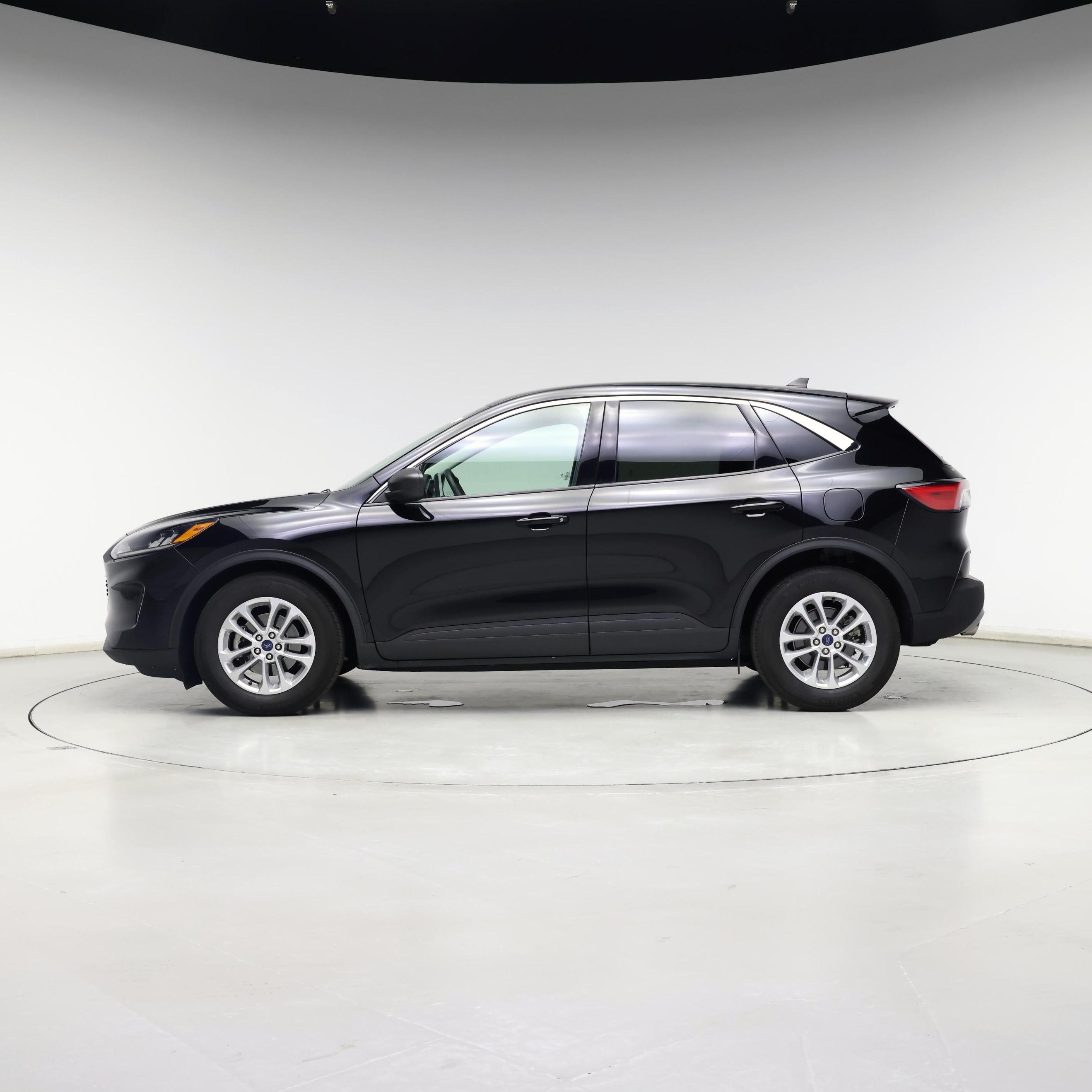 Thumbnail: 2022 Ford Escape - 3