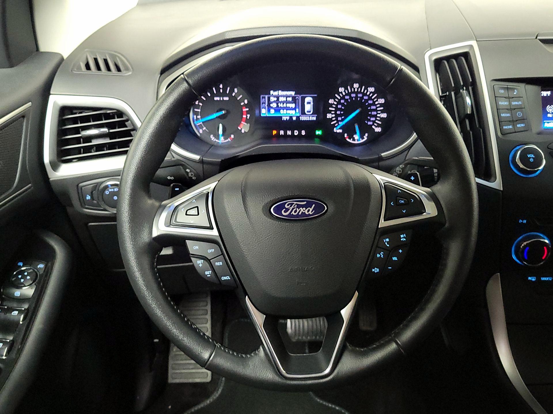 Thumbnail: 2017 Ford Edge - 10