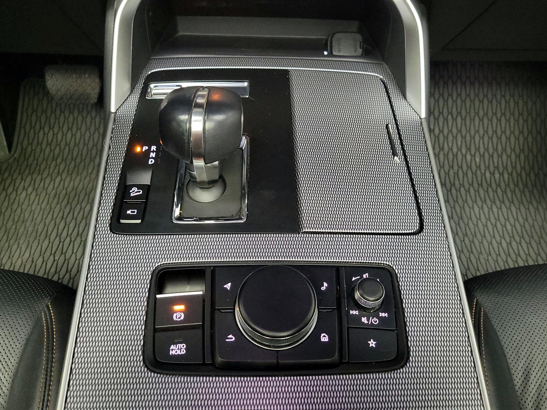 Thumbnail: 2024 Mazda CX-90 - 18